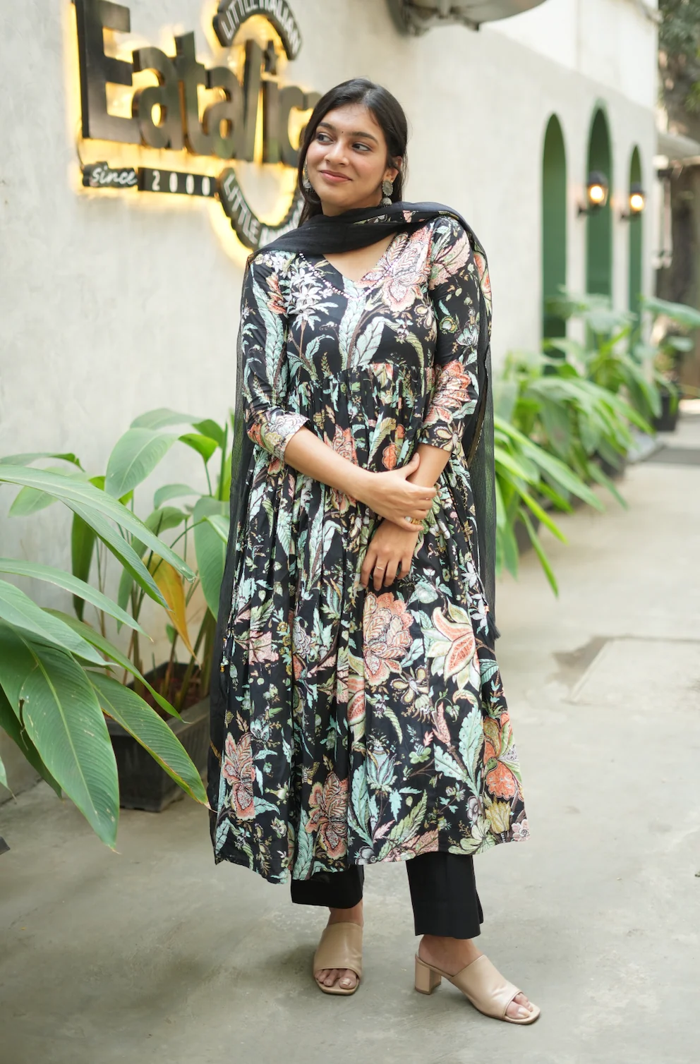 Aishu Black - Image 5