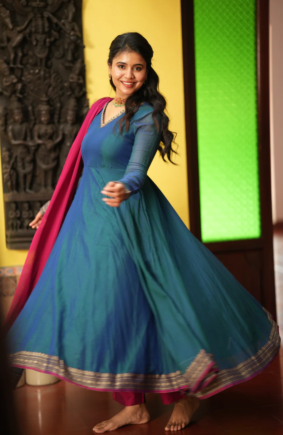 AKILA-(Blue with pink) - Image 4