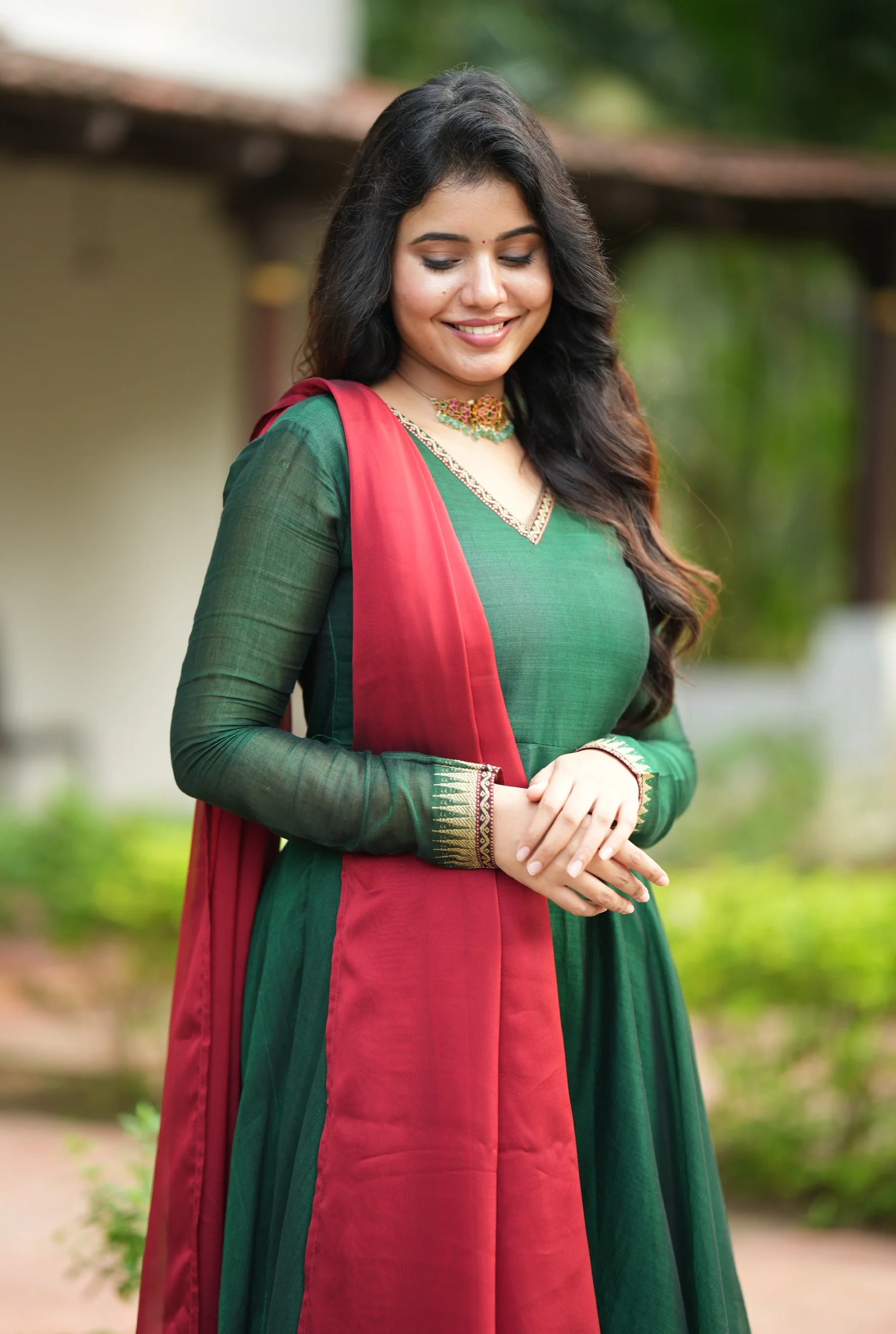AKILA-Green with Red - Image 6