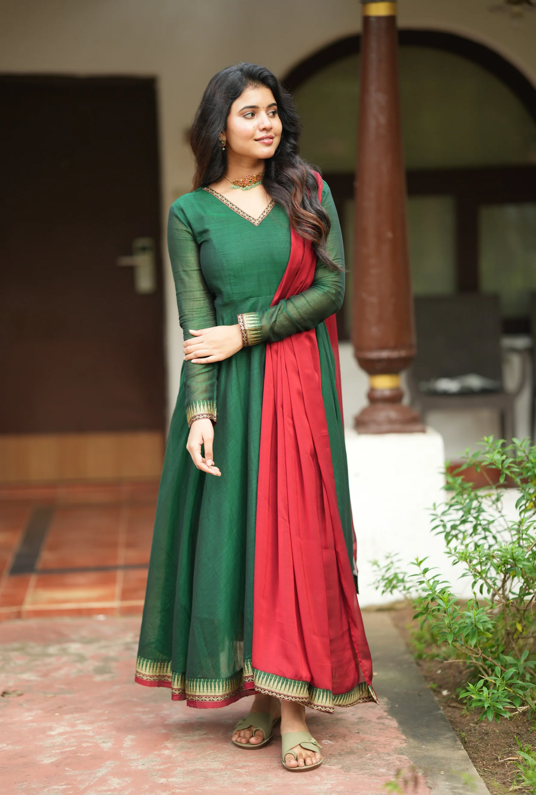 AKILA-Green with Red - Image 9