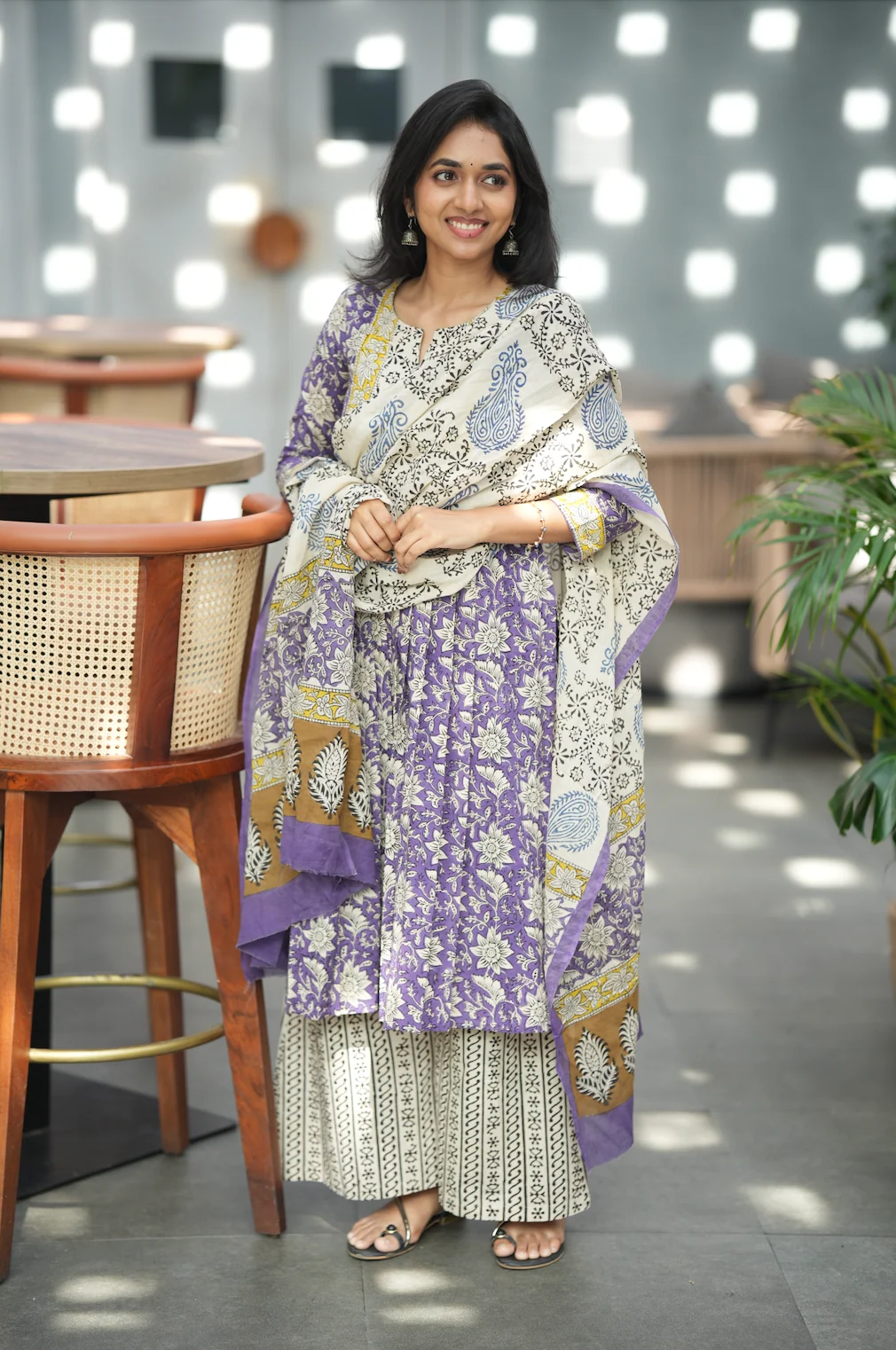 Akshaya-violet - Image 4