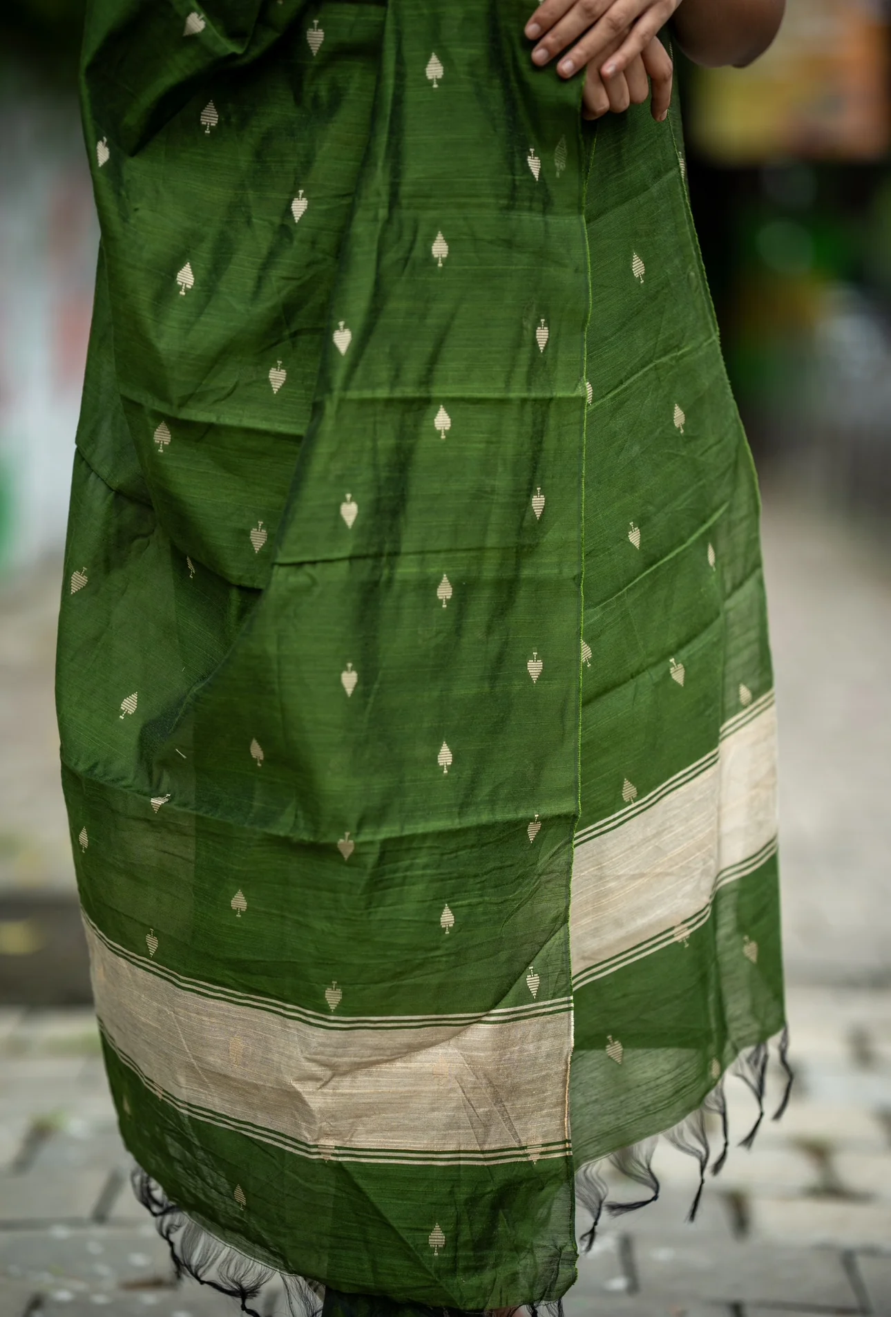 RADHIKA - Image 6