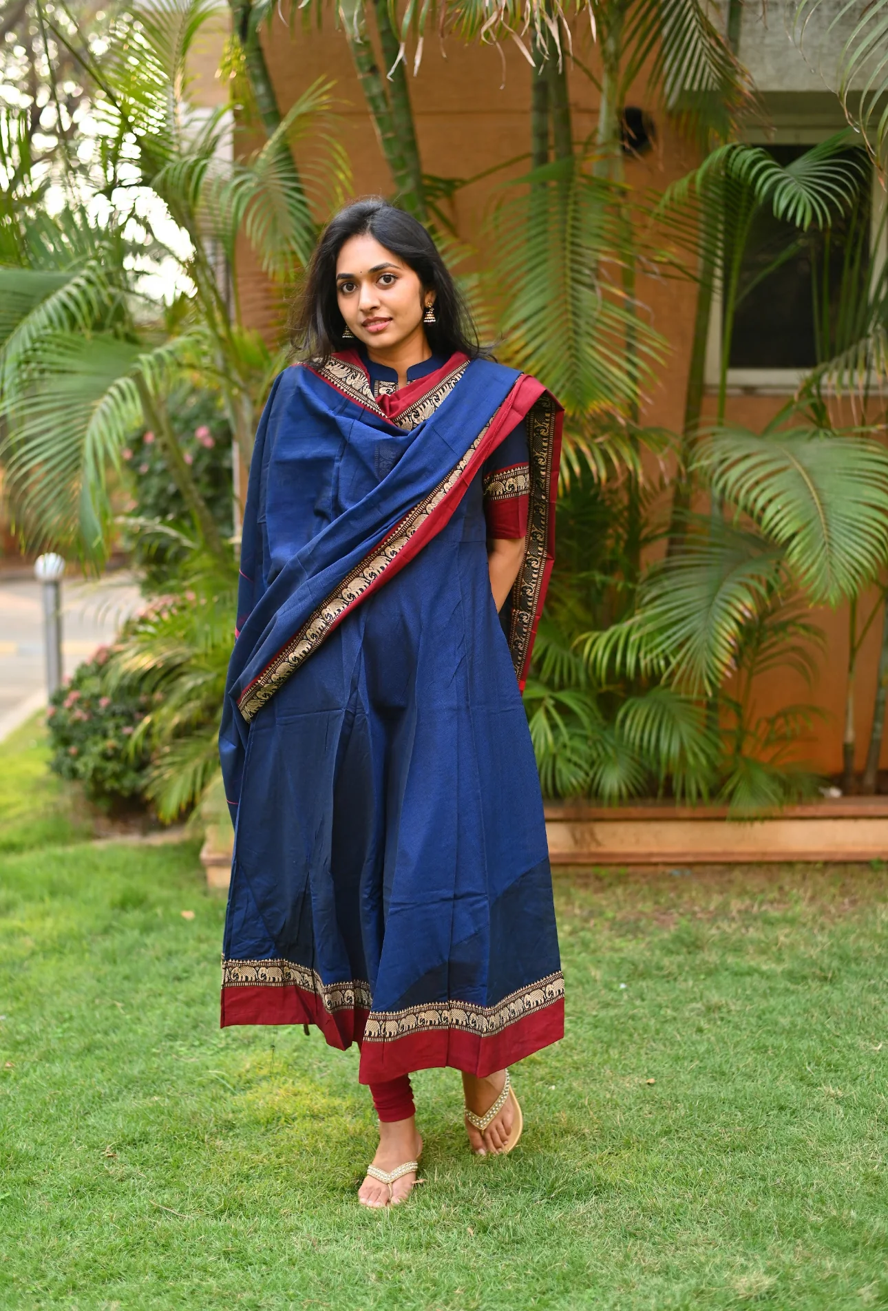 Arti-Blue with red - Image 9