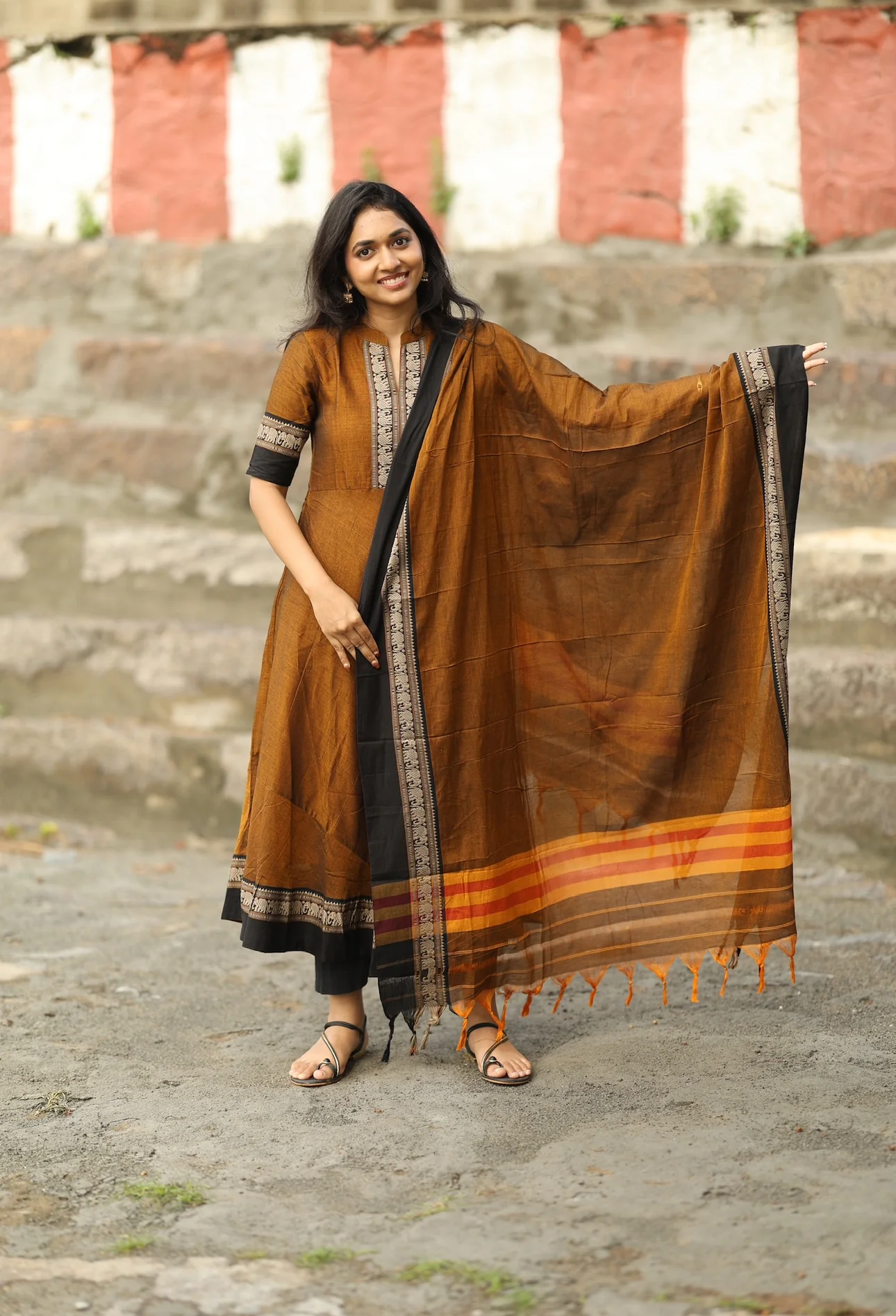 ARTI-Brown+black - Image 2