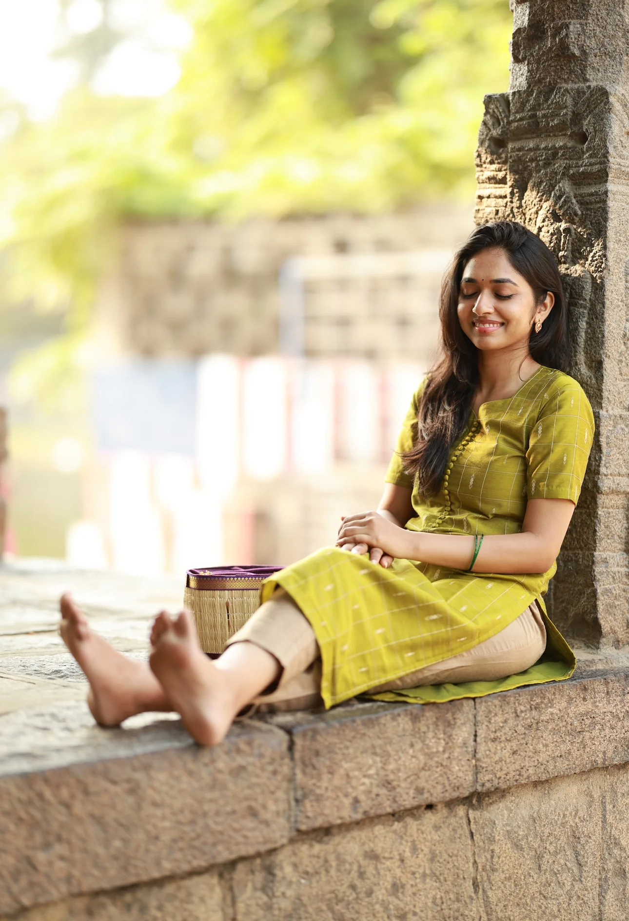 Iniya - Image 4