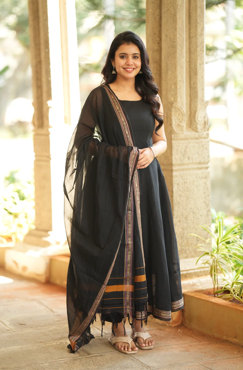 BINDHU-Handloom Narayanpet anarkali (Black) - Image 4