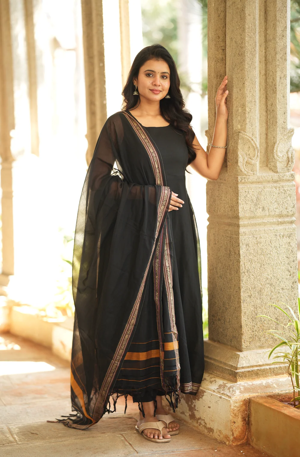 BINDHU-Handloom Narayanpet anarkali (Black) - Image 6