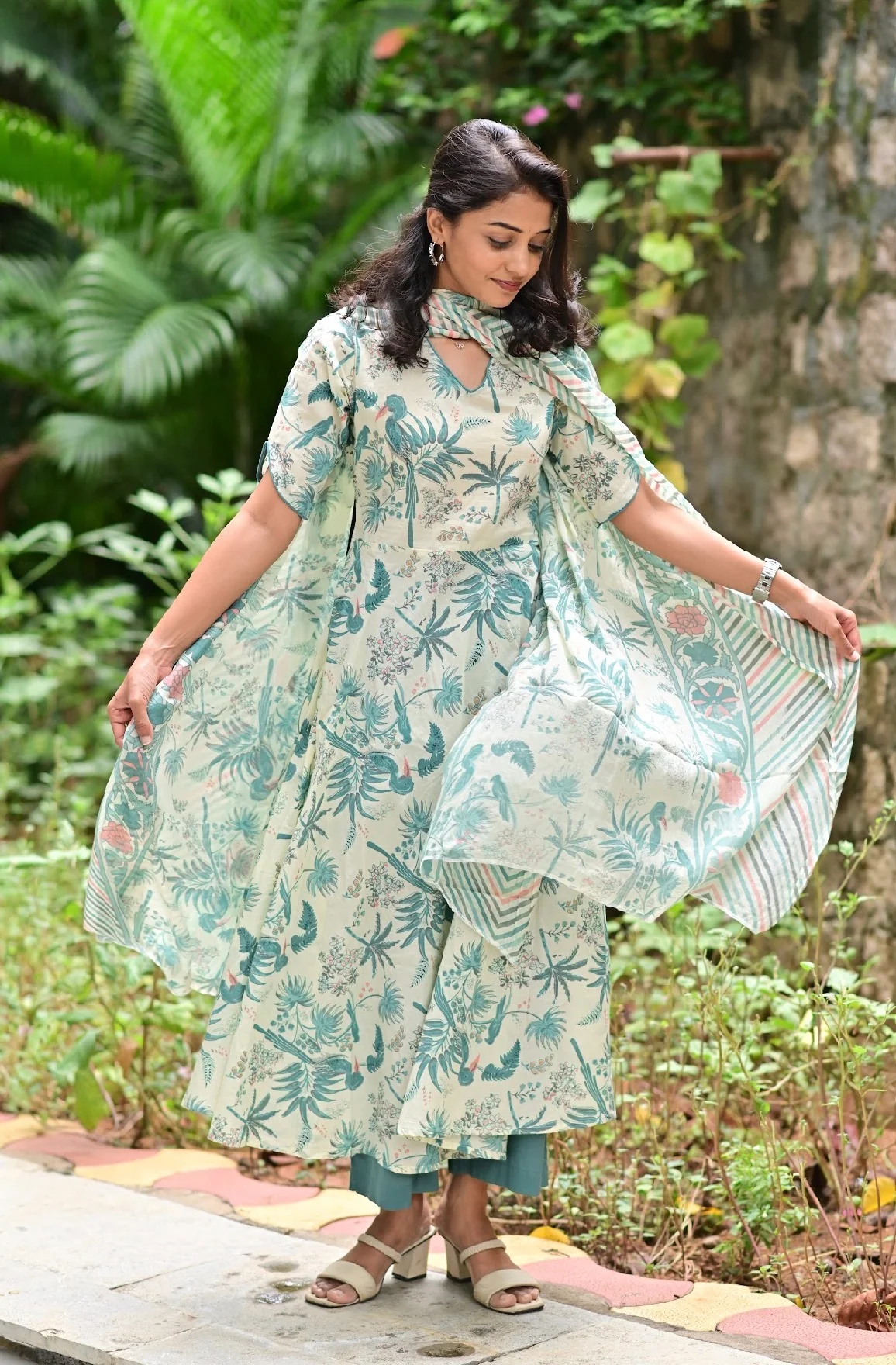 CHARMI-Tropical - Image 3
