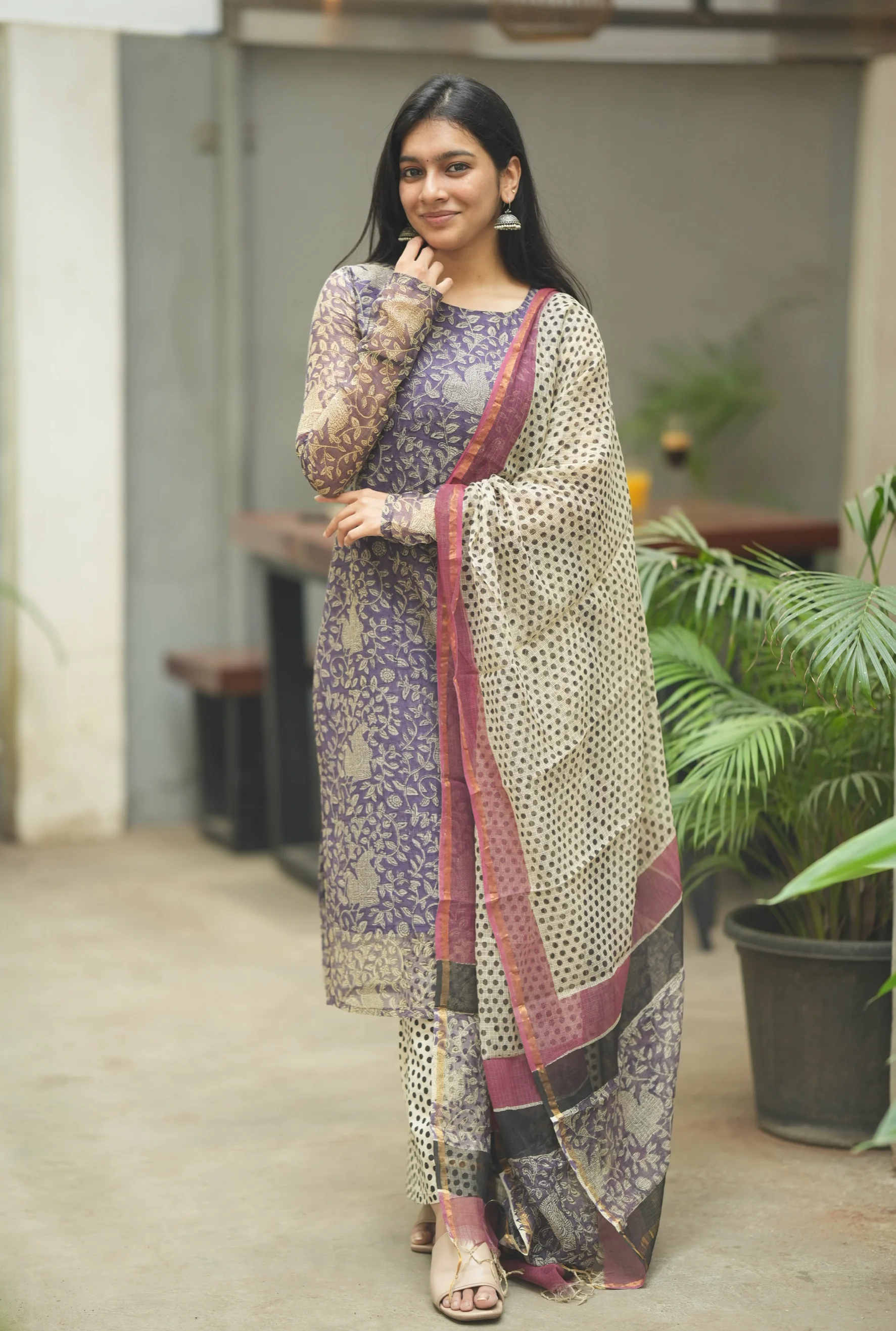 PRANATI Violet - Image 2
