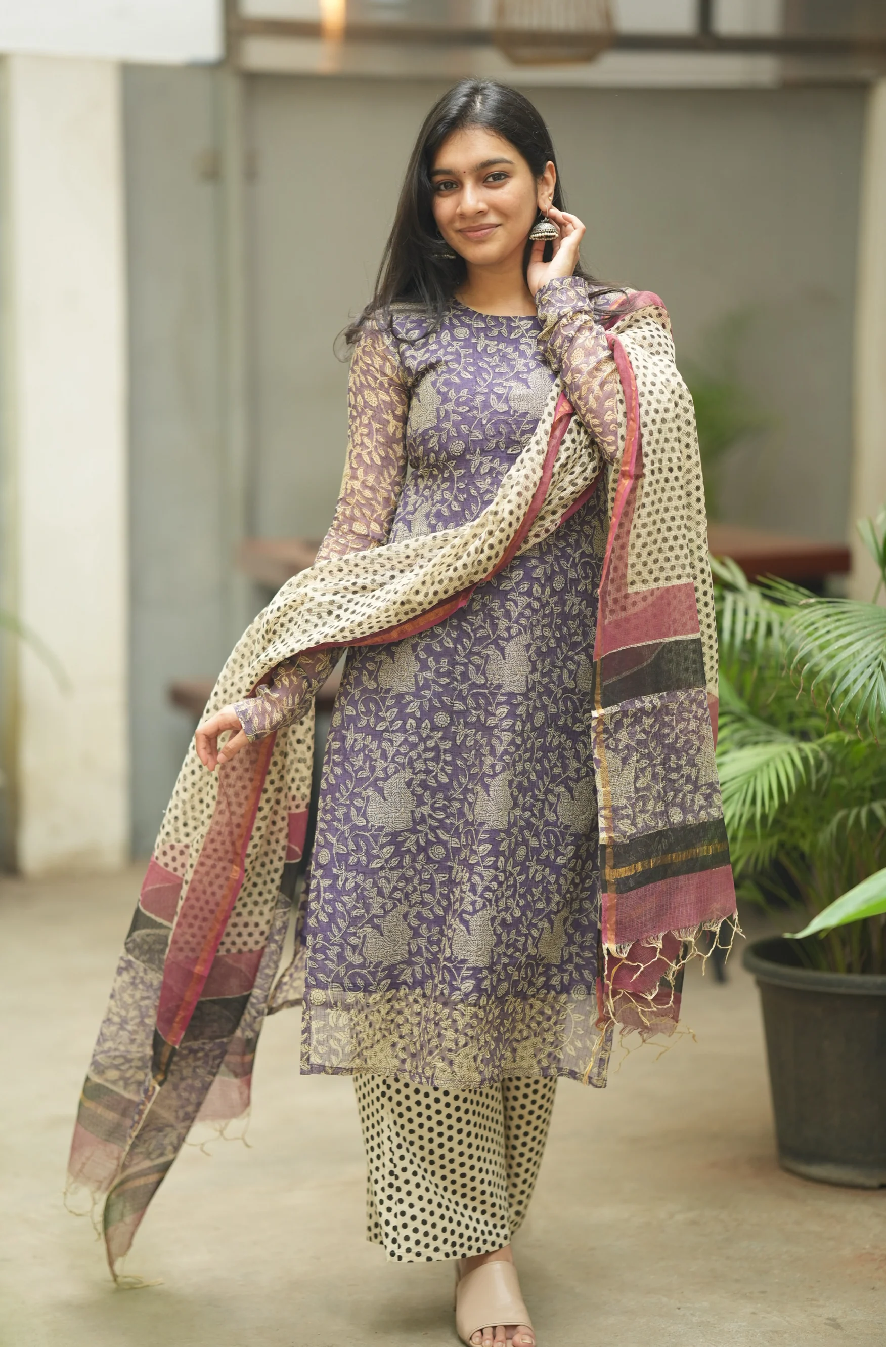 PRANATI Violet - Image 5