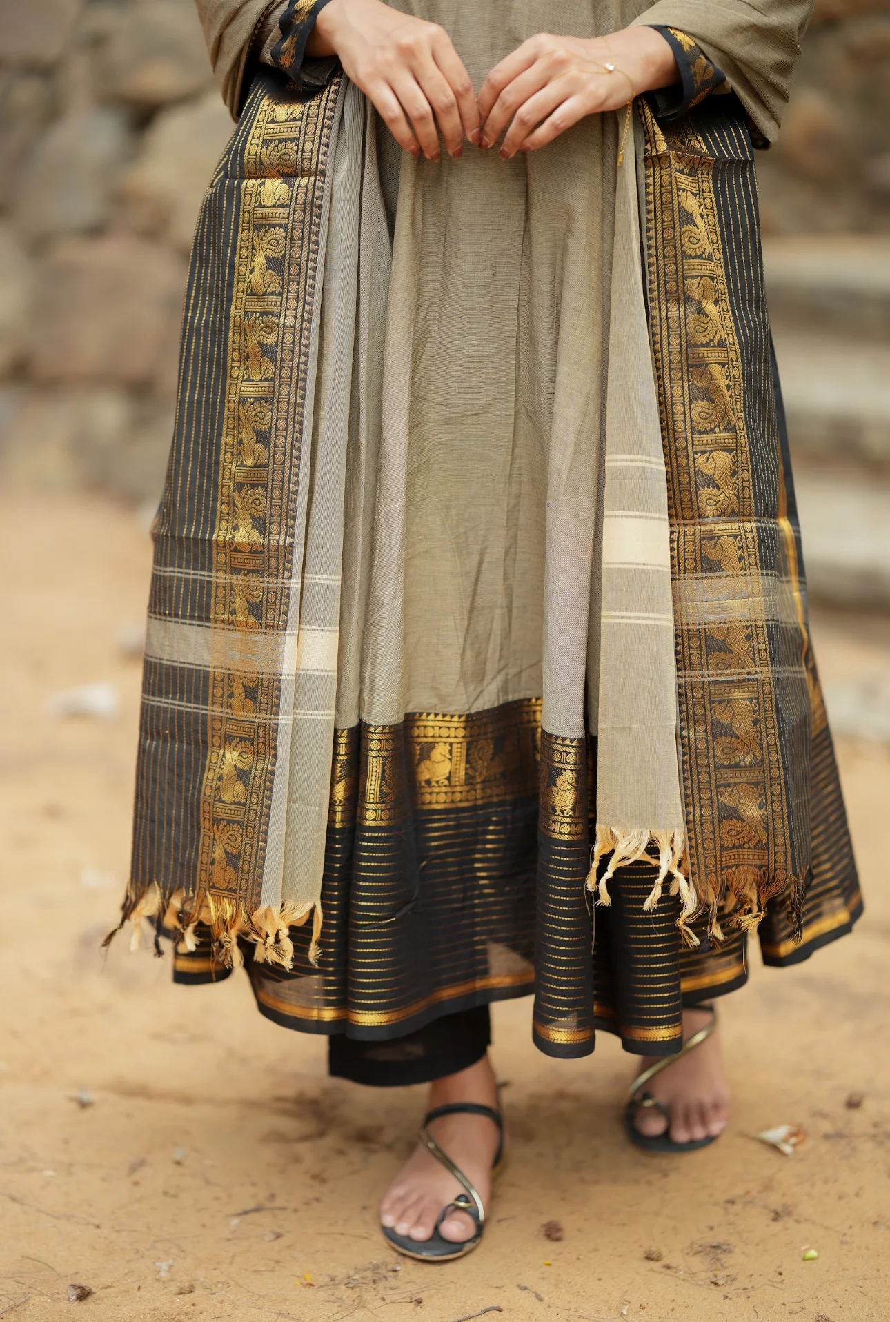 Damini-Black - Image 10