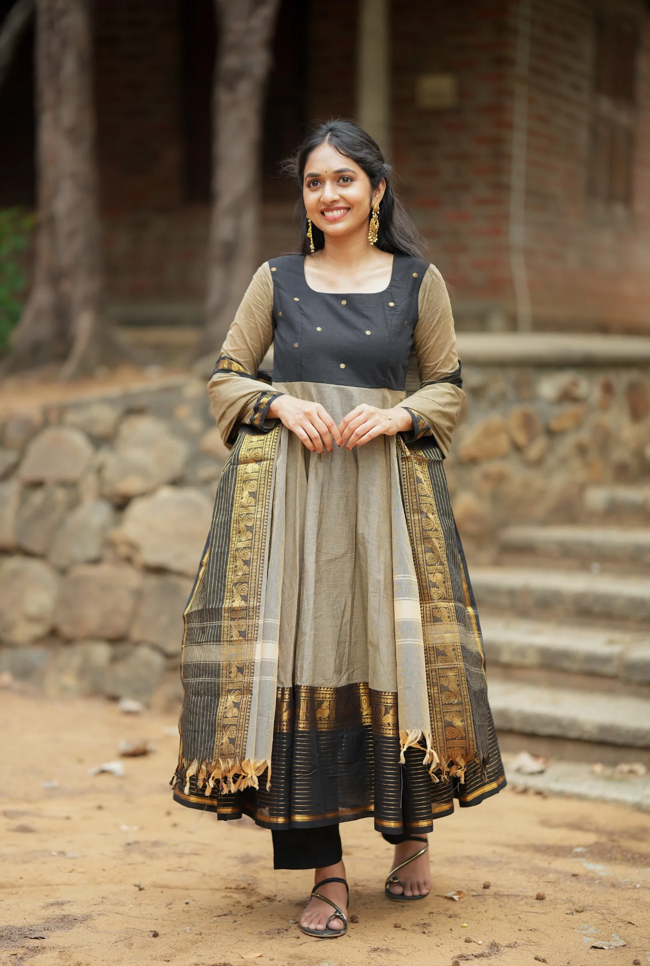 Damini-Black - Image 3