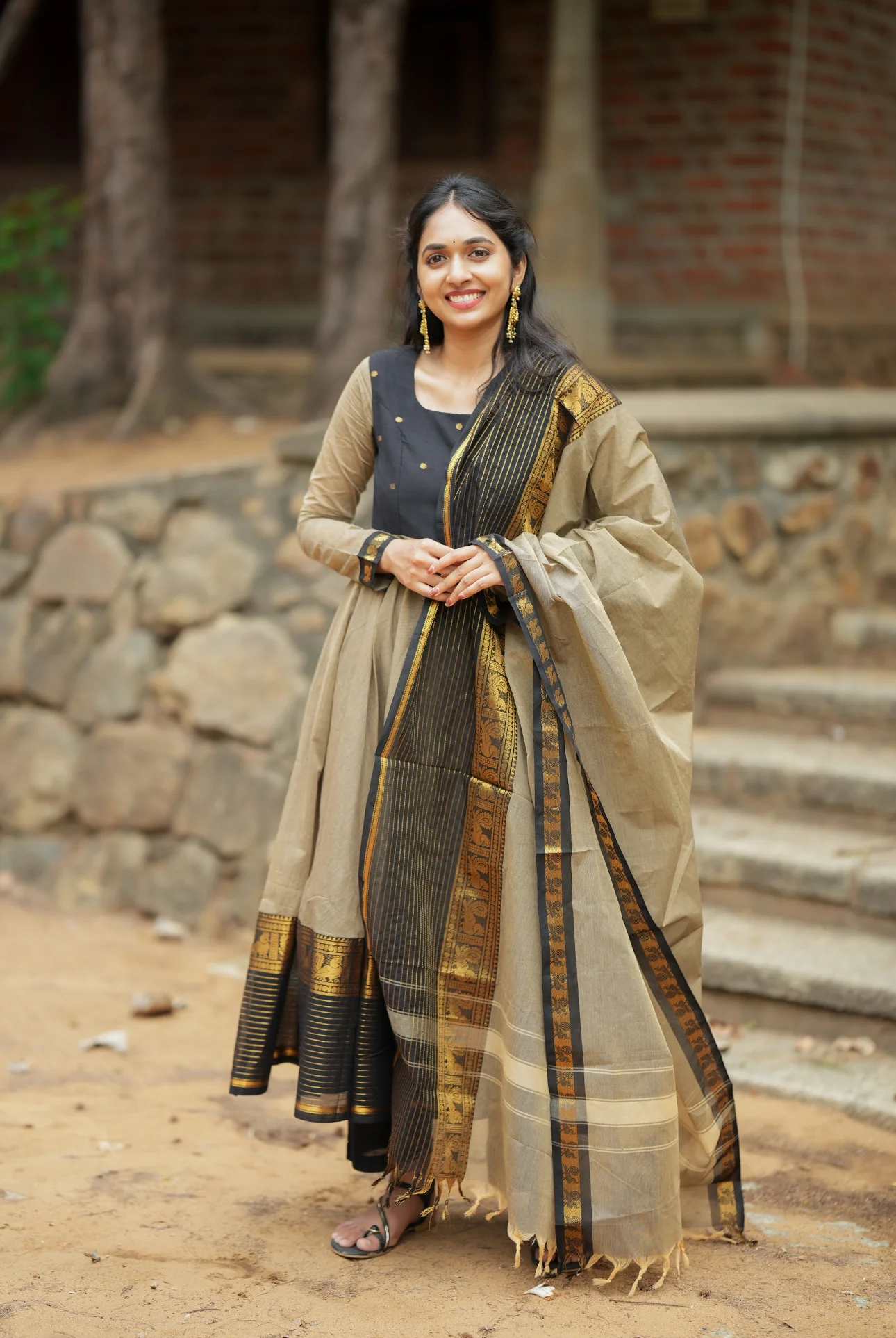 Damini-Black - Image 6
