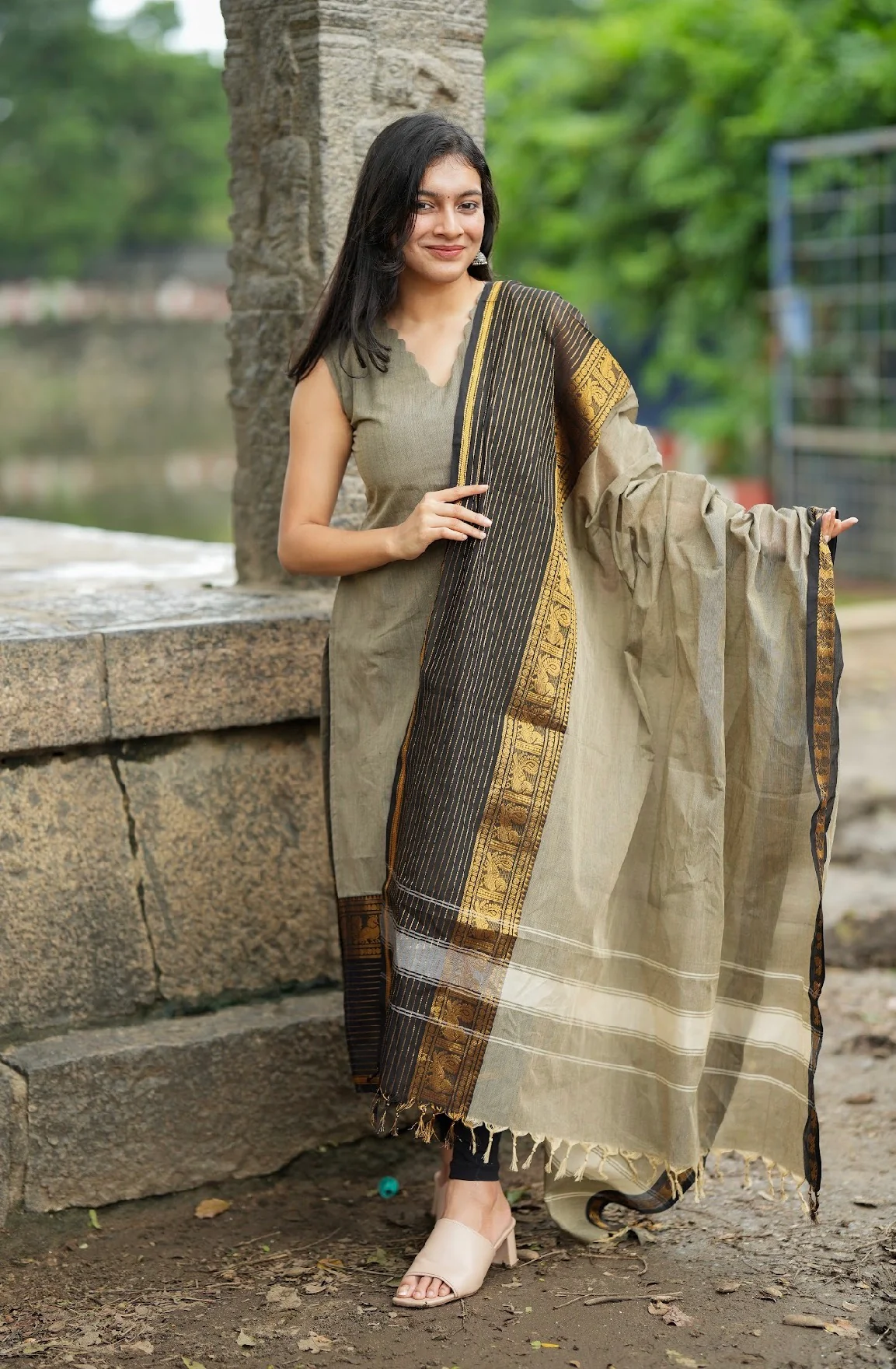 Damini-Black(Straight)