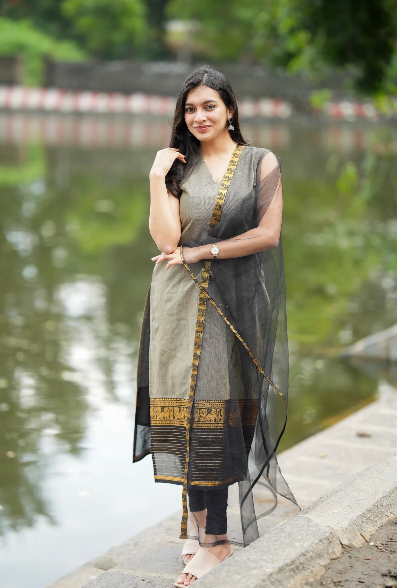Damini-Black(Straight) - Image 3