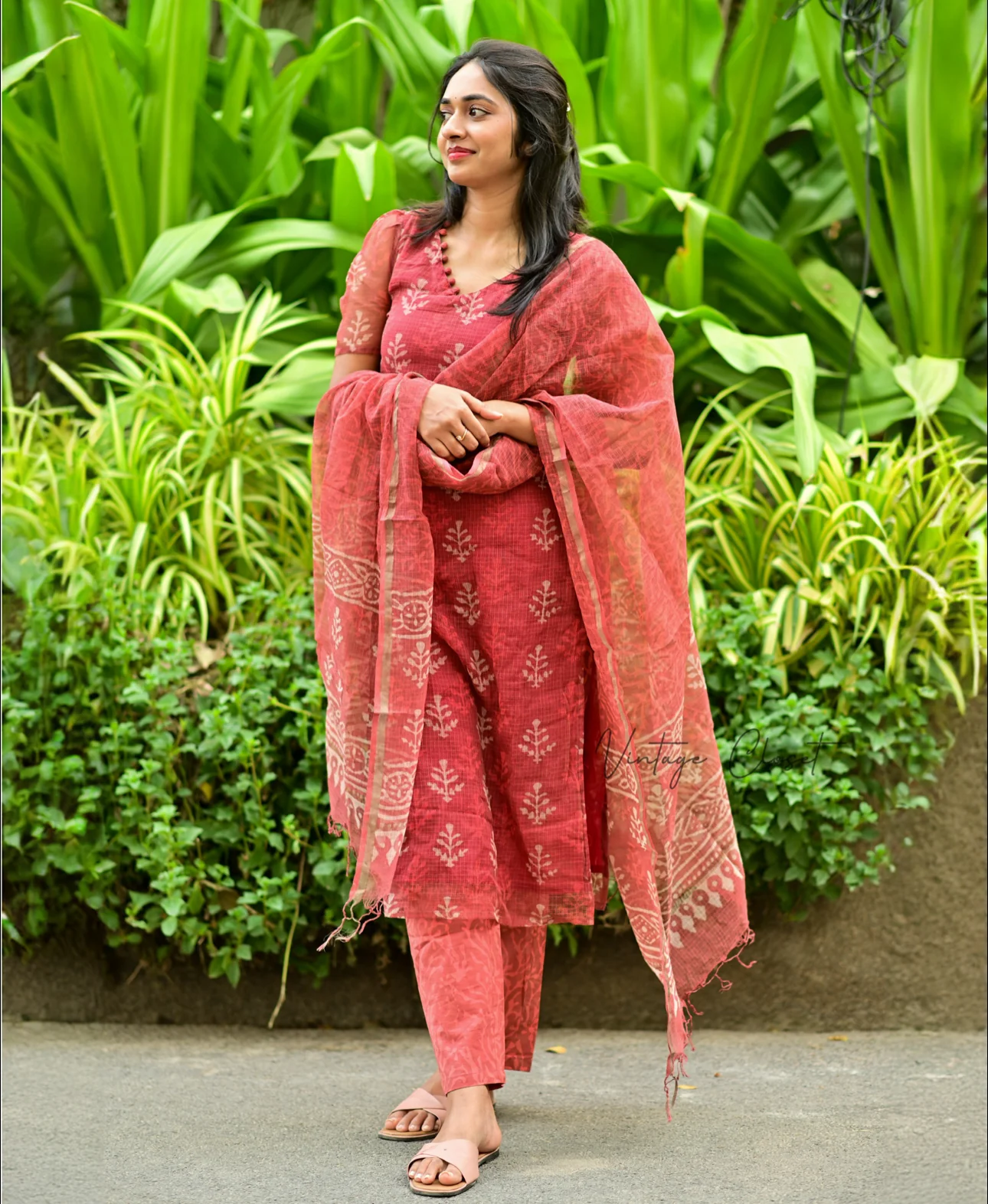 HEMANIKA-Maroon - Image 2