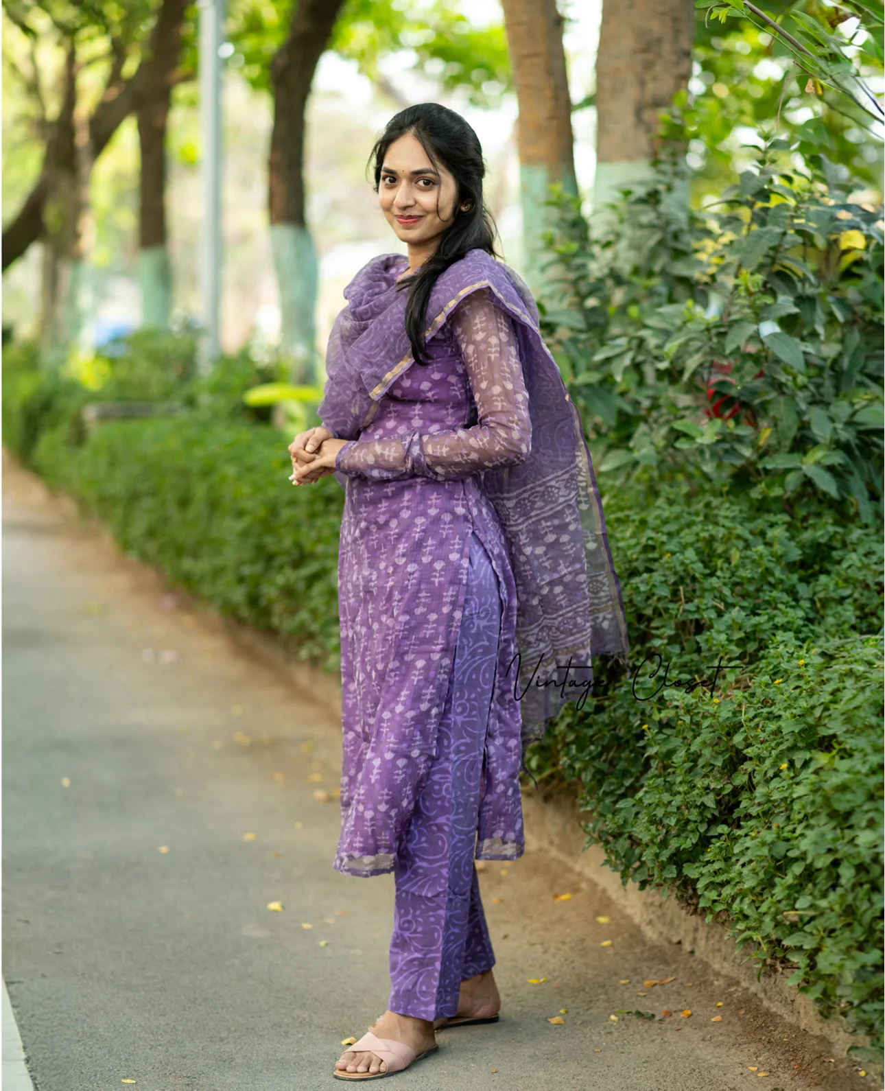 HEMANIKA VIOLET - Image 4
