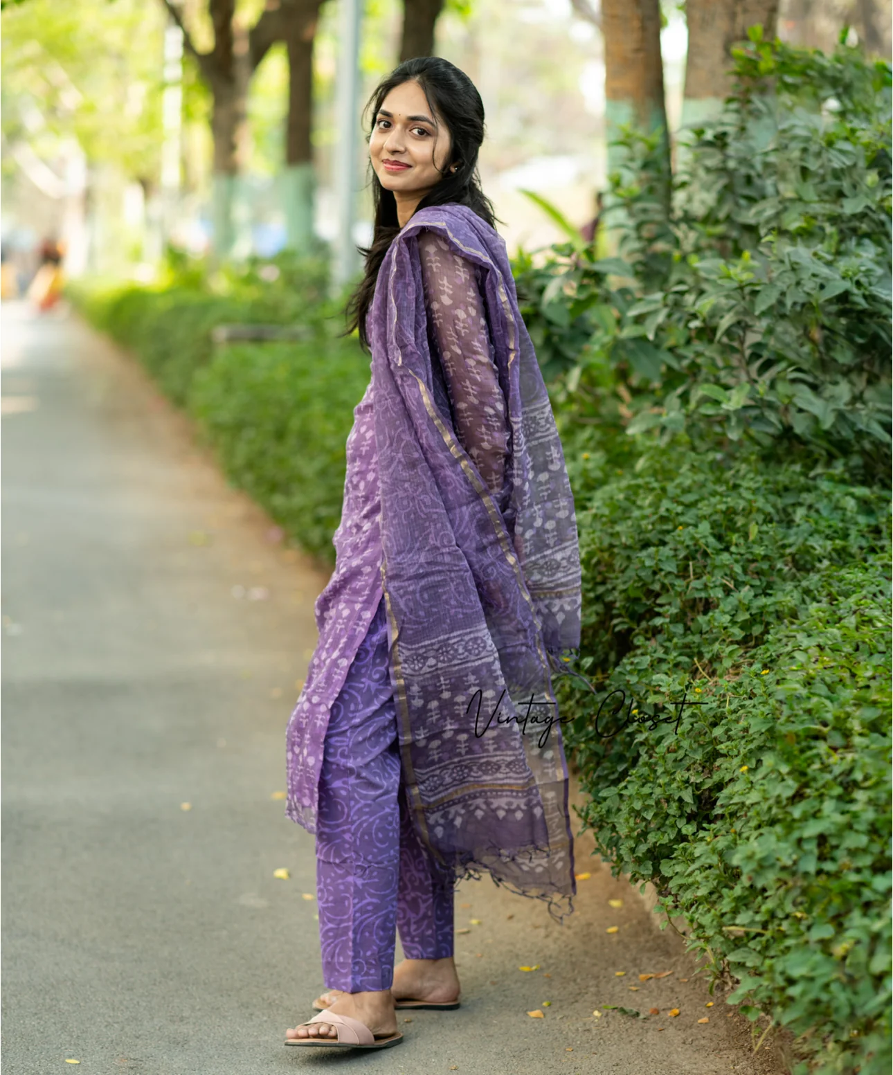 HEMANIKA VIOLET - Image 5