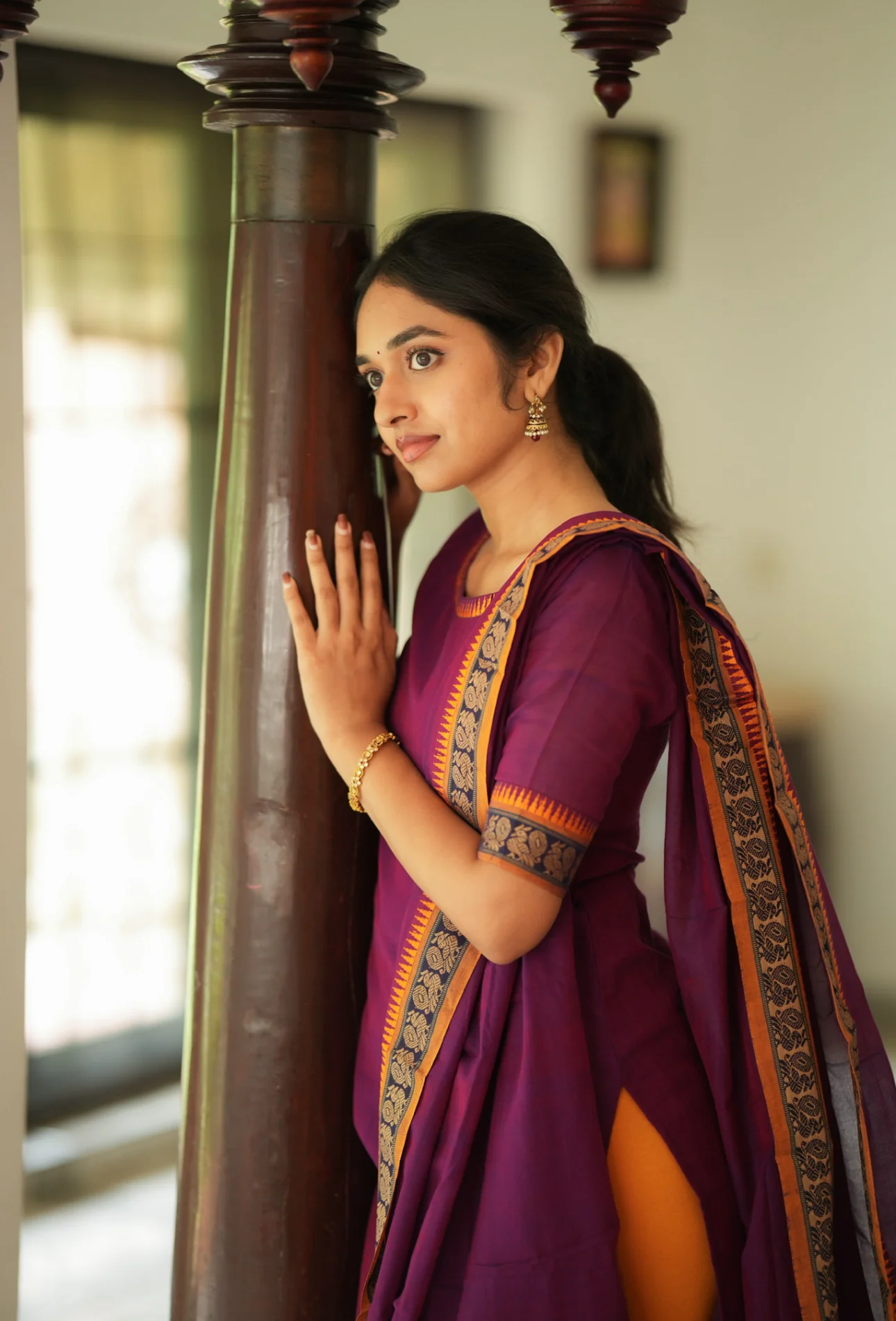 Shobana-Wine
