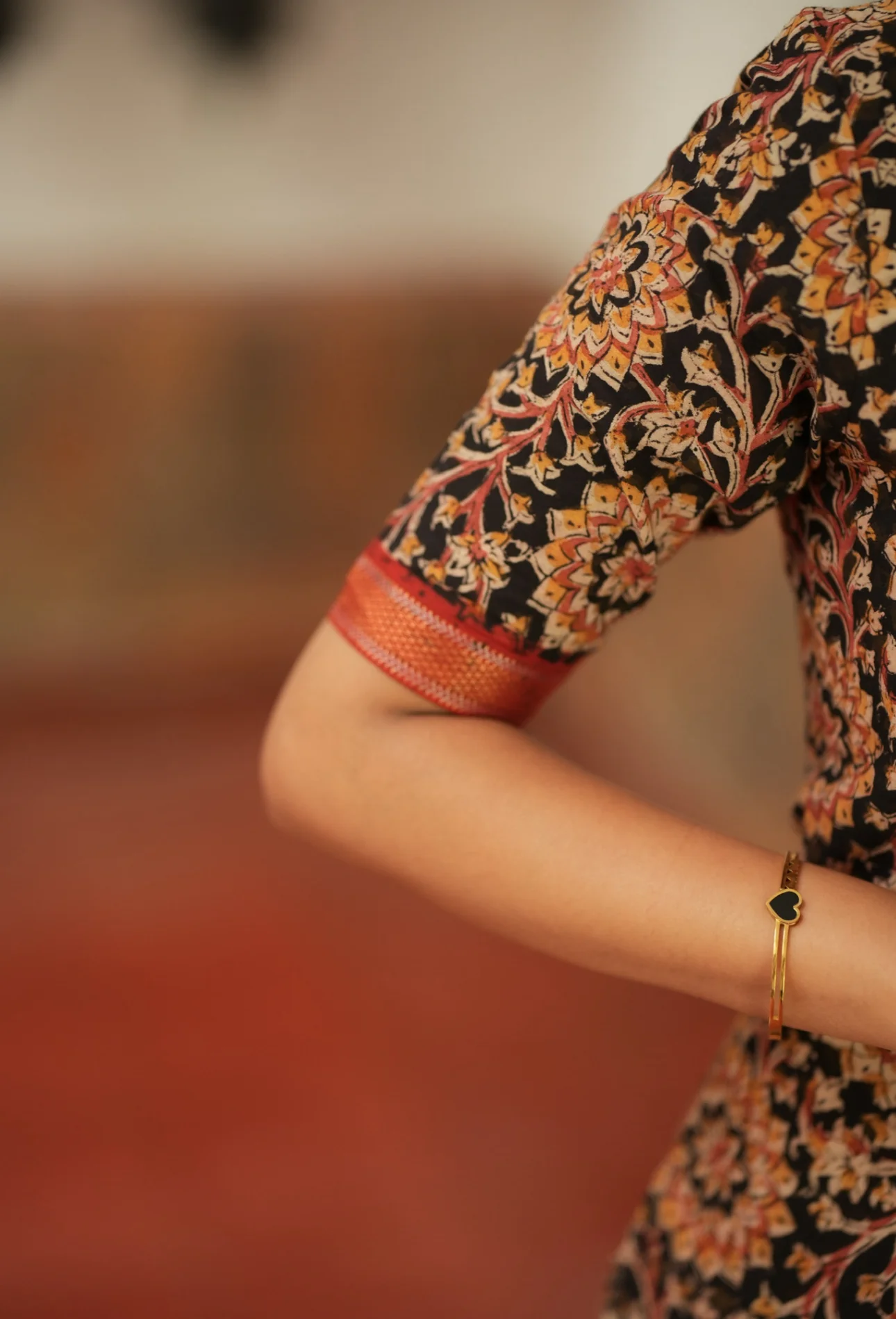 Kamini-Black(Kurti) - Image 4