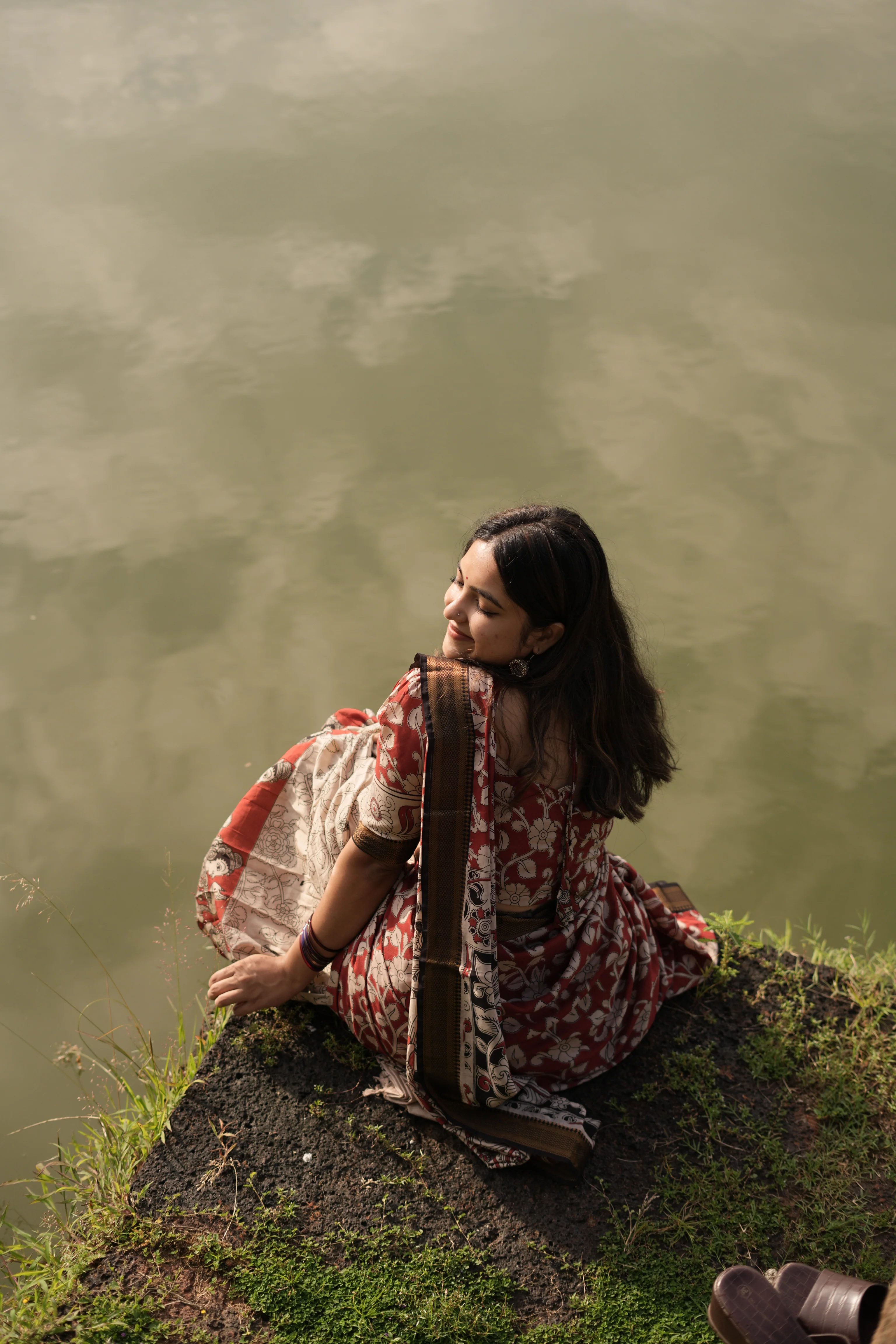 LAHARI-Red - Image 3