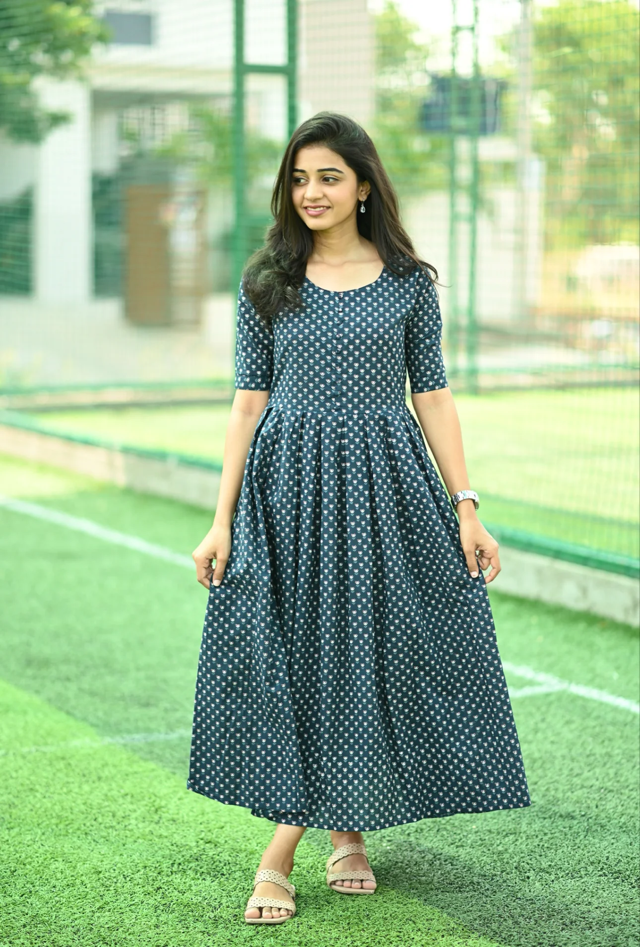 Lilly - Image 2