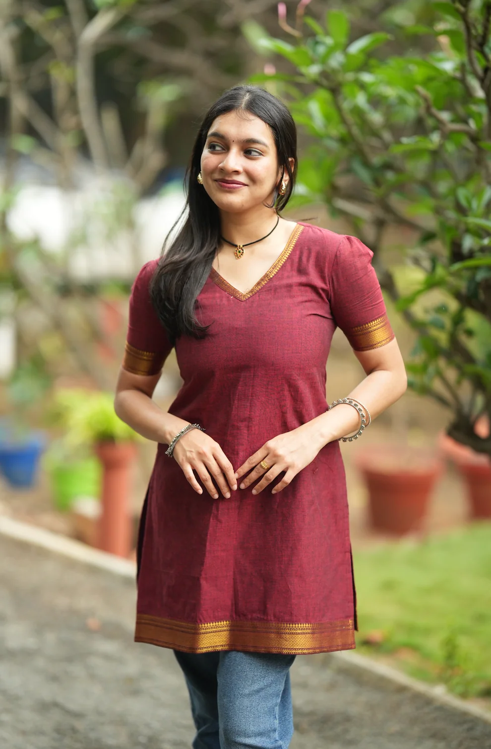 Maaya-Maroon(KAAKHA-KAAKHA series) - Image 3