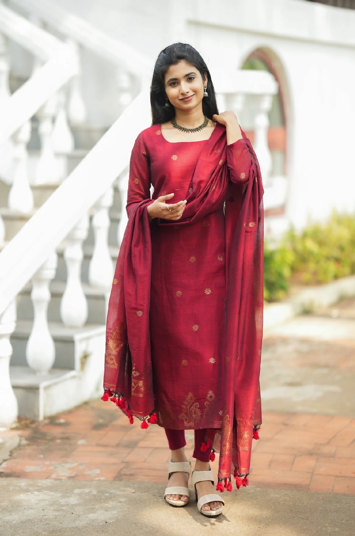 Mandakini-maroon - Image 3