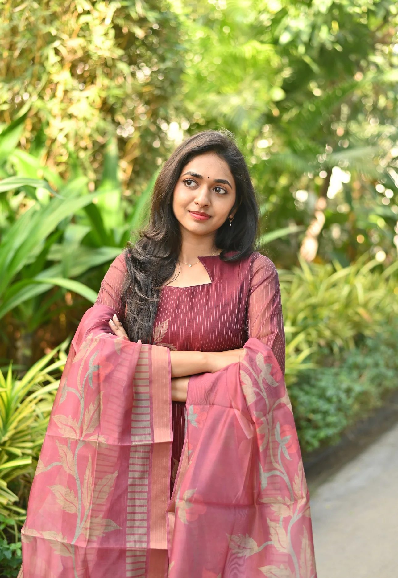 MANISHA - Image 3