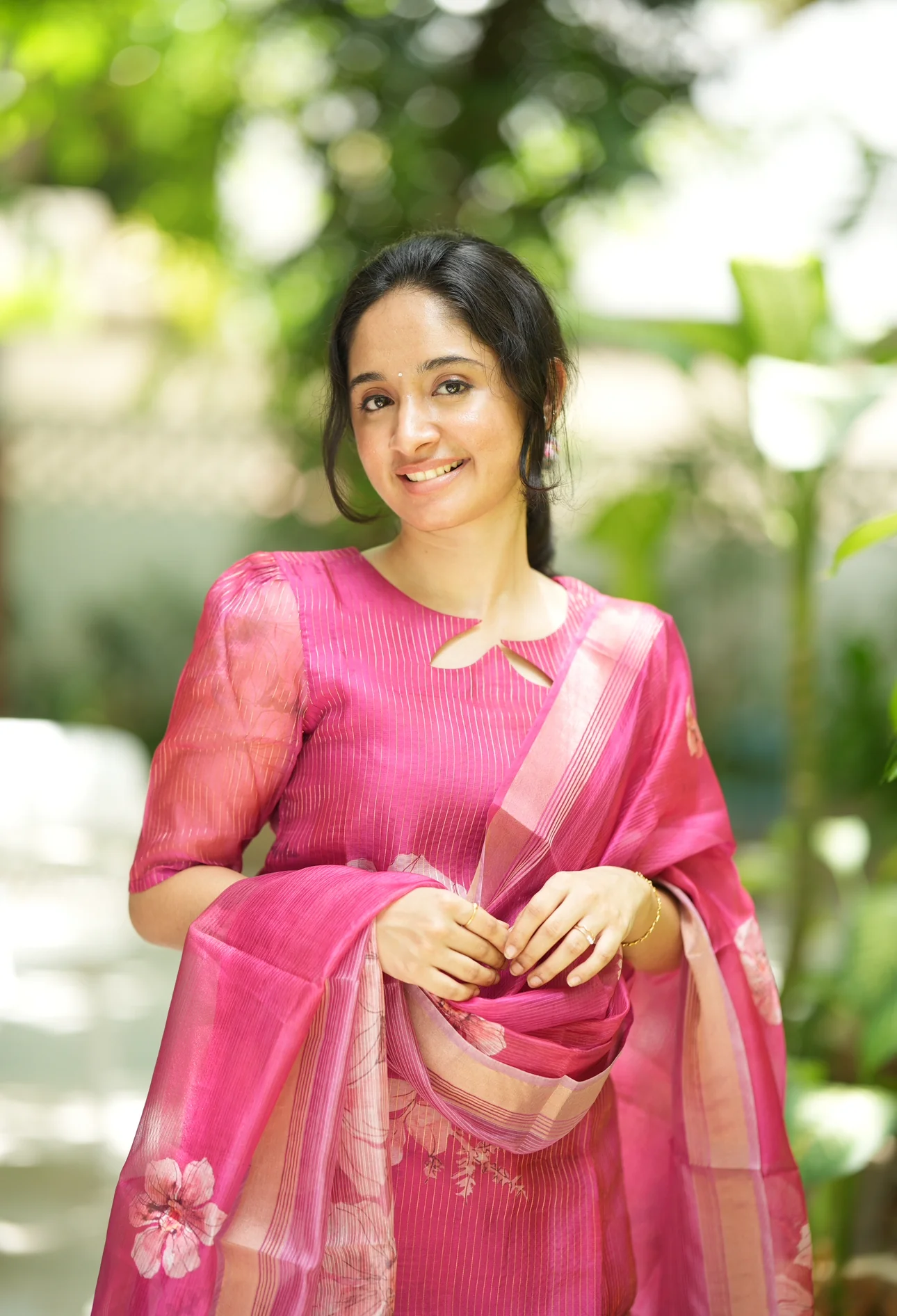 MOKSHA-Pink