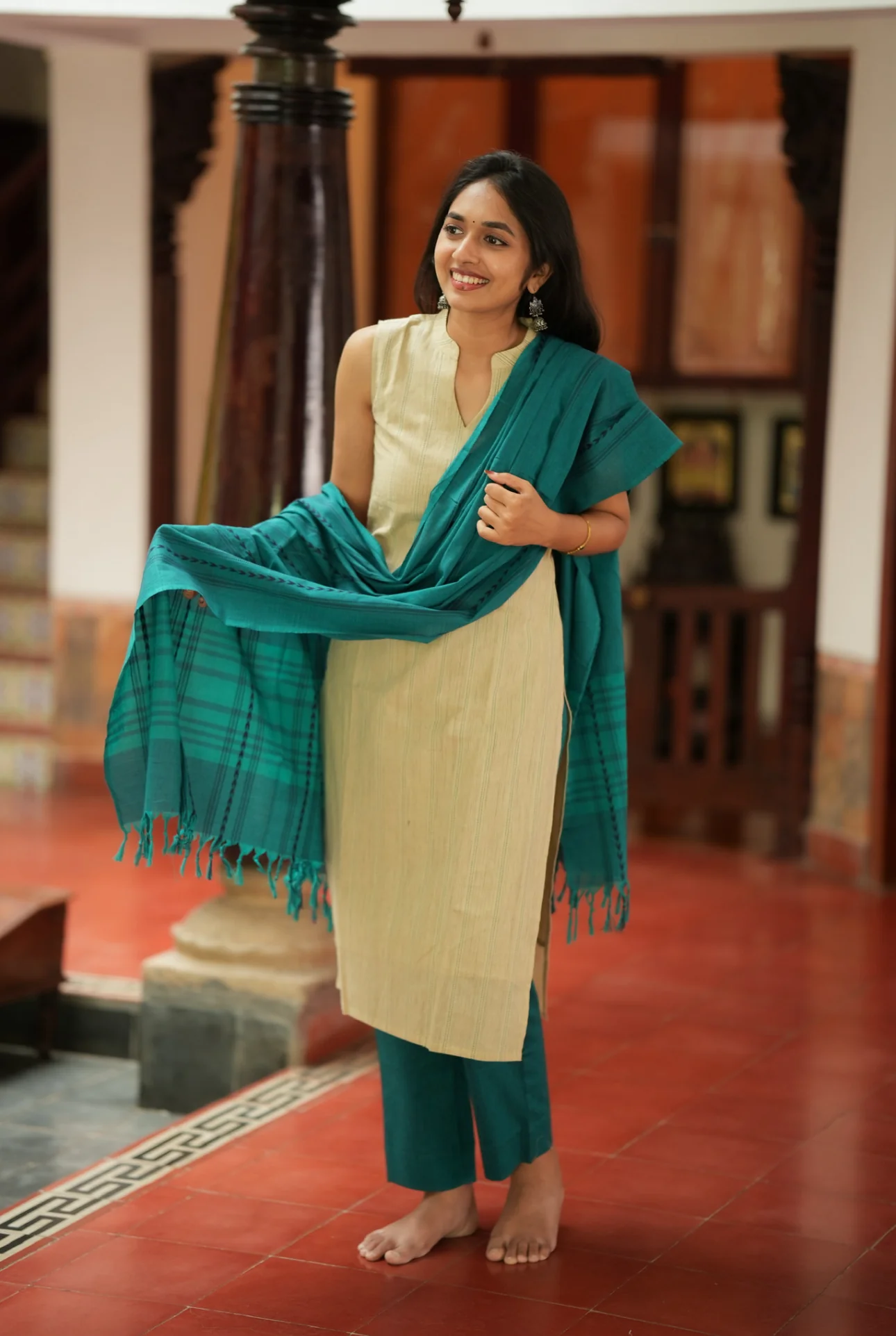 Nadhiya - Image 3