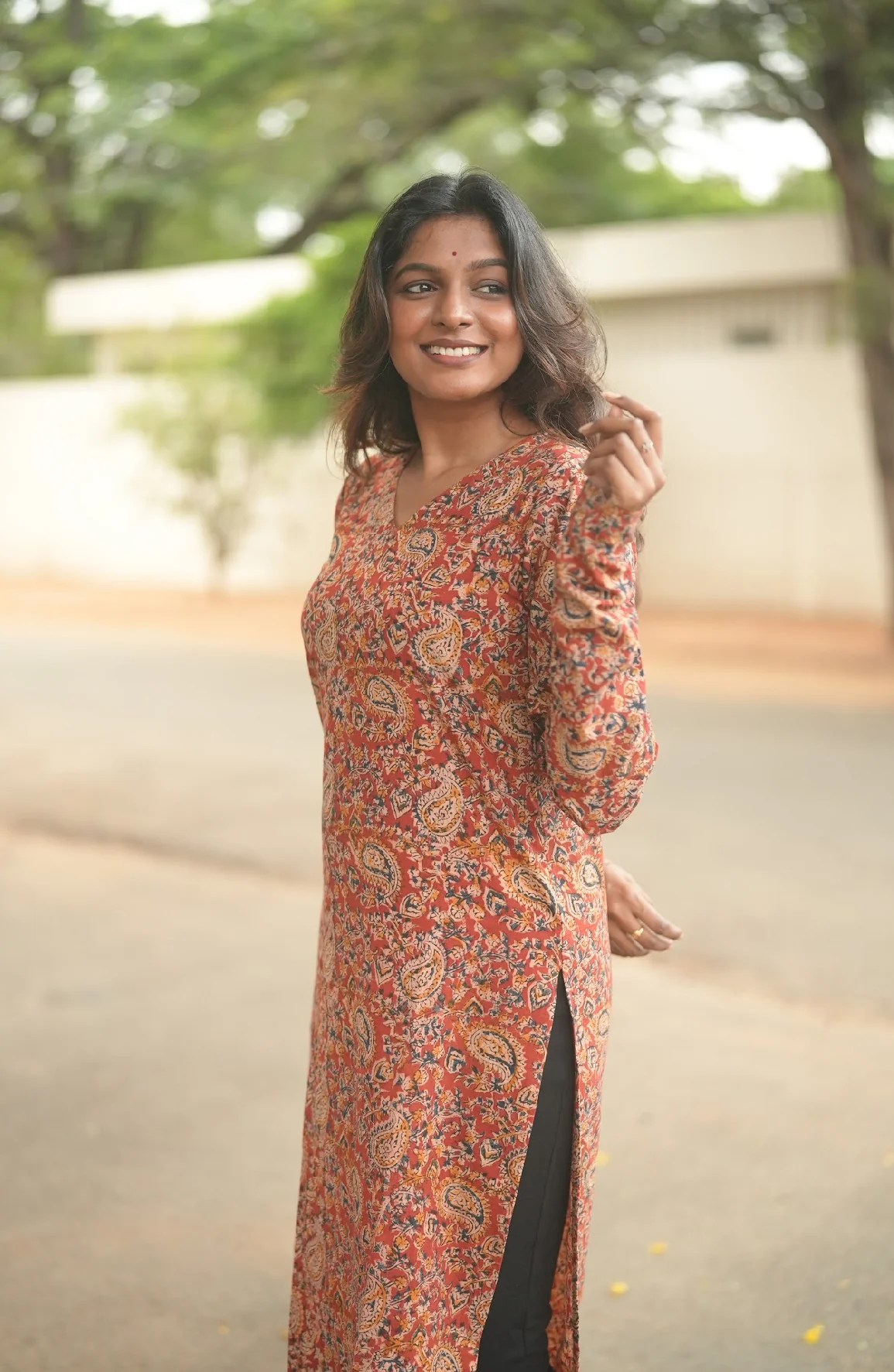 Pallavi-Kalamkari(V neck)