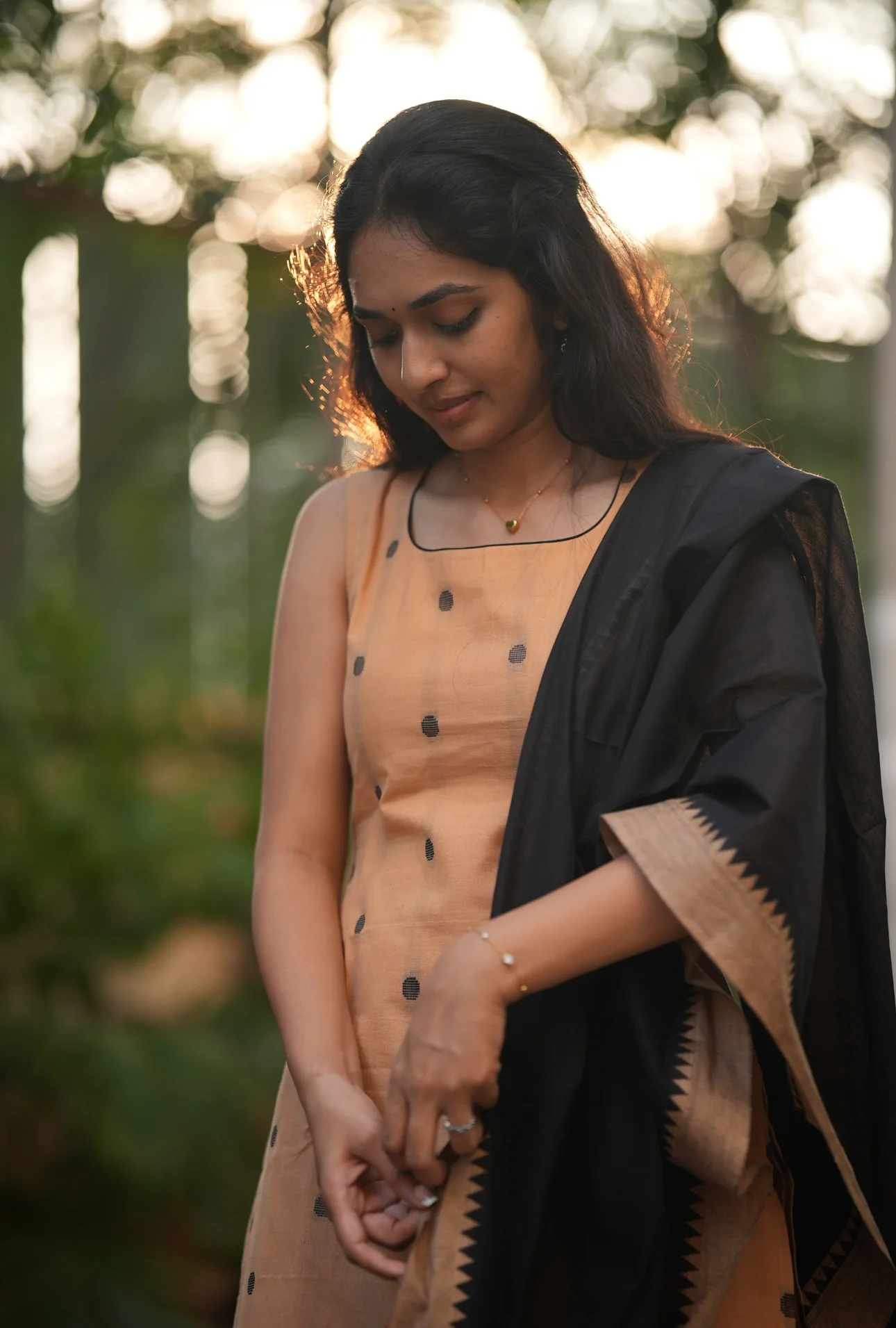Poongodi - Image 4