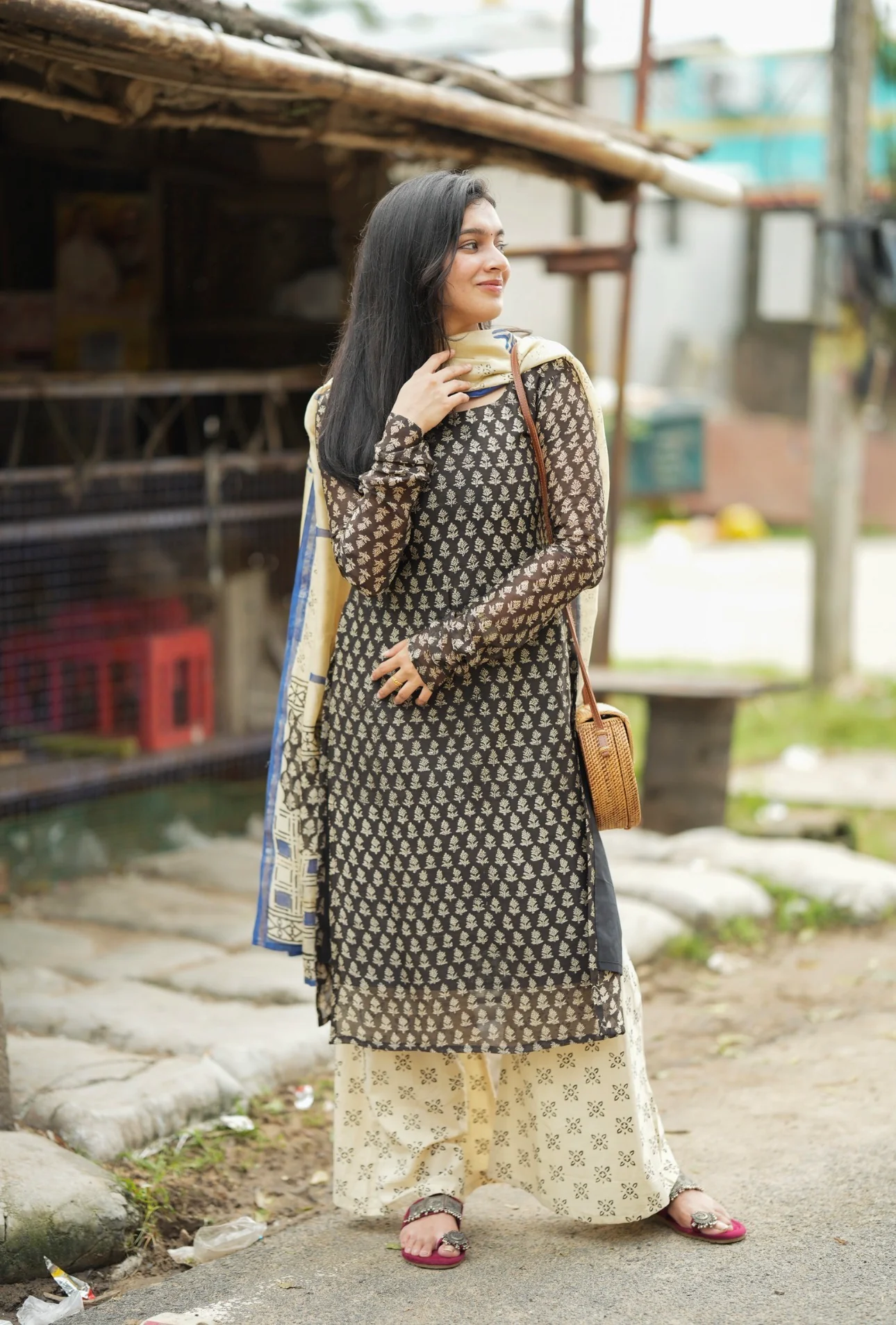 Prarthana-Black Chanderi suit - Image 7