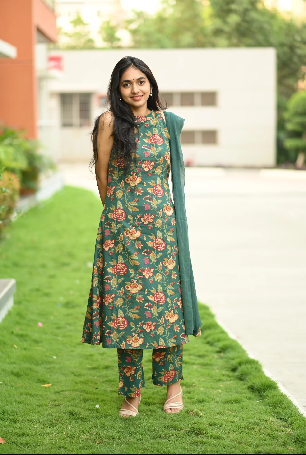 Raagini-Green - Image 2