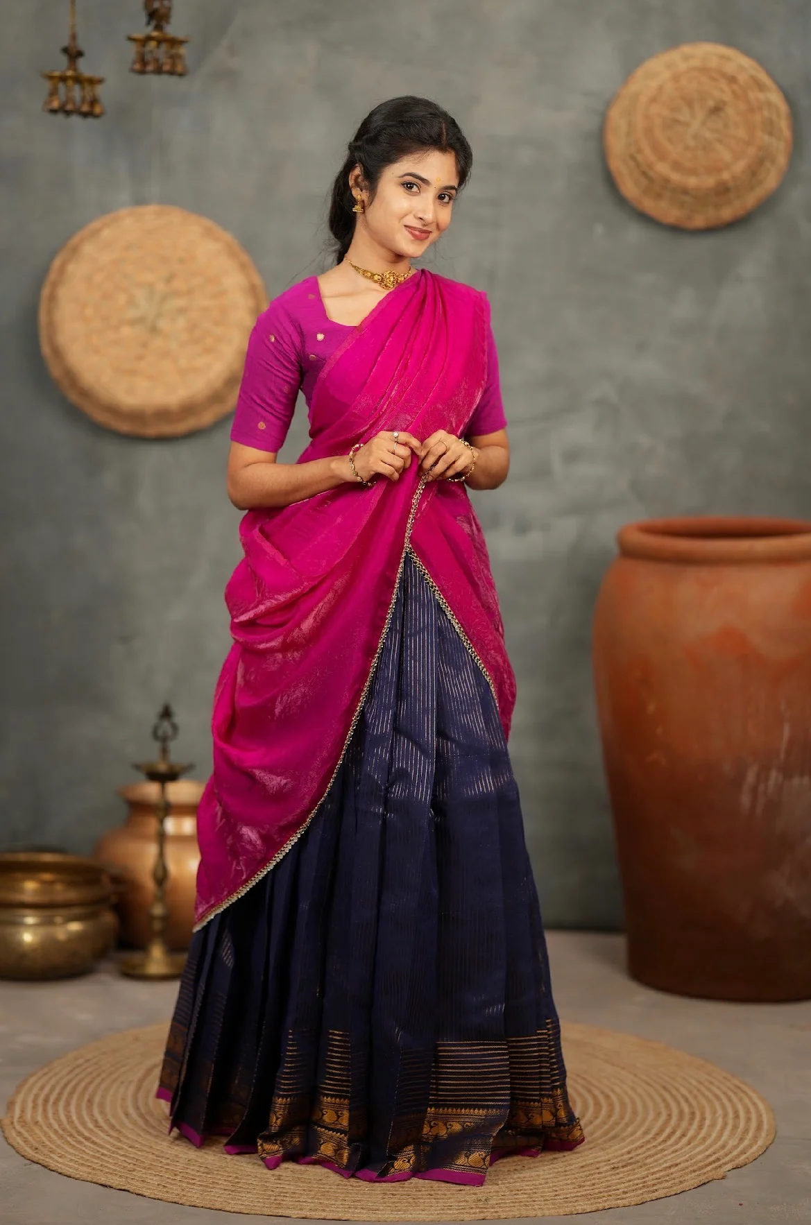 RANGANAYAKI-Navy with pink - Image 5