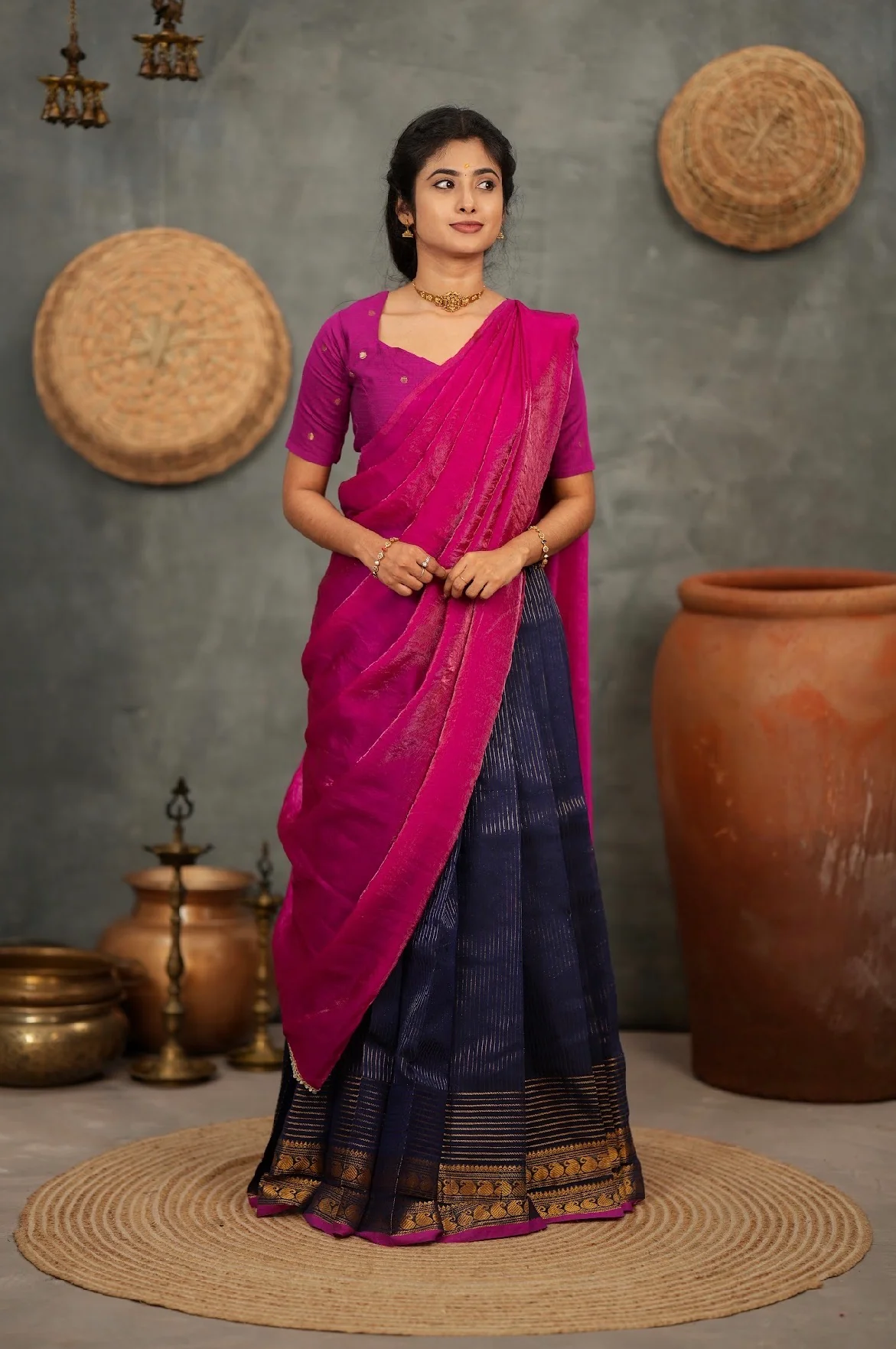 RANGANAYAKI-Navy with pink - Image 7