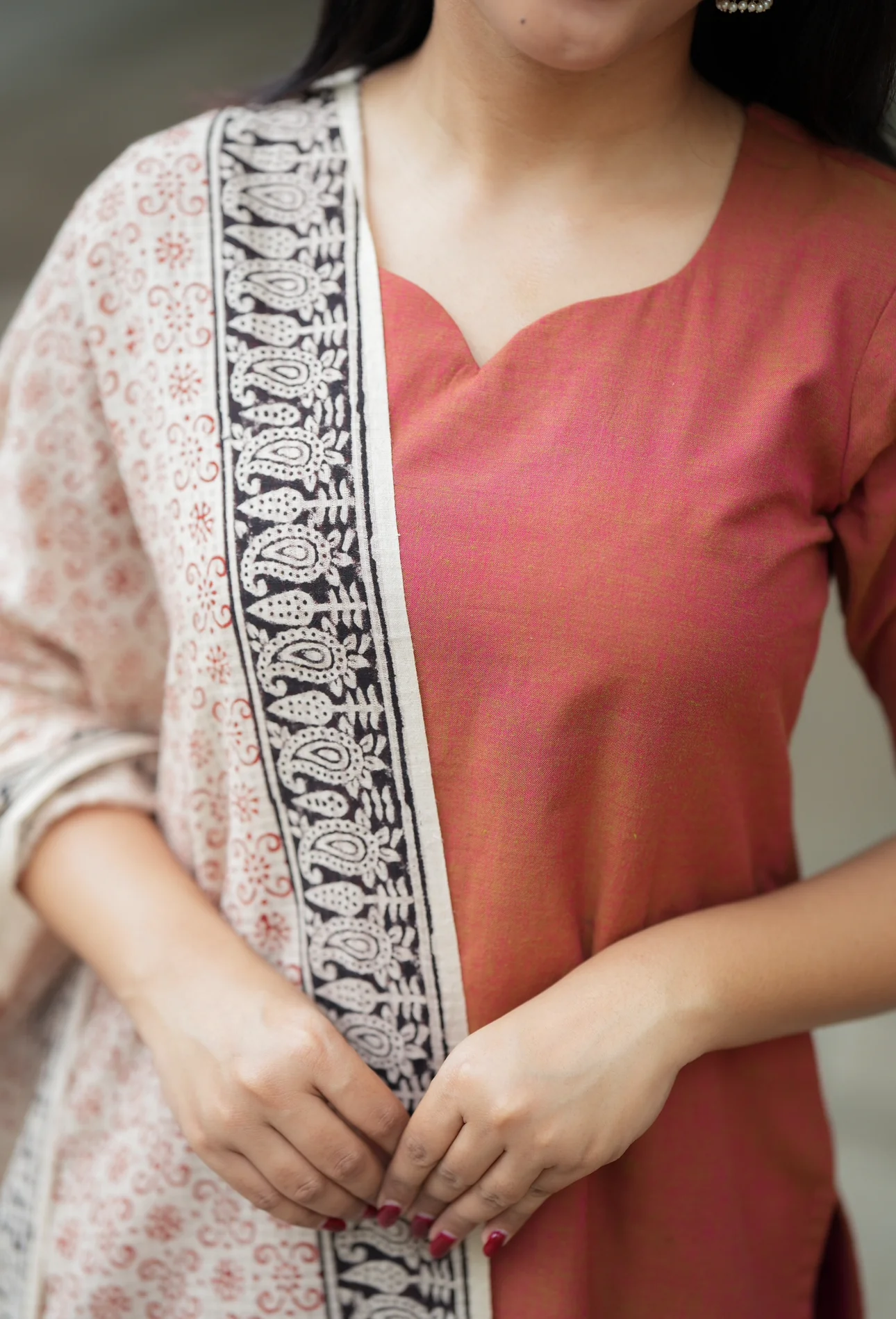 Revathy-II (Brick+Kalamkari) - Image 2