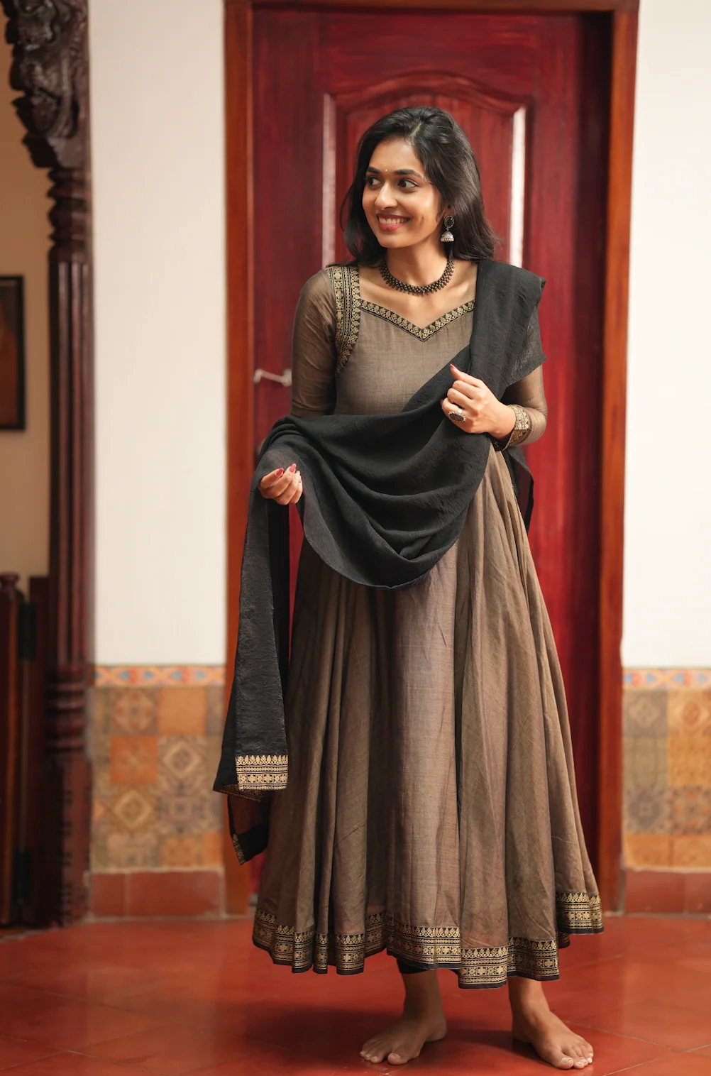 Rukmini-(grey)-VC DIWALI 25 - Image 11