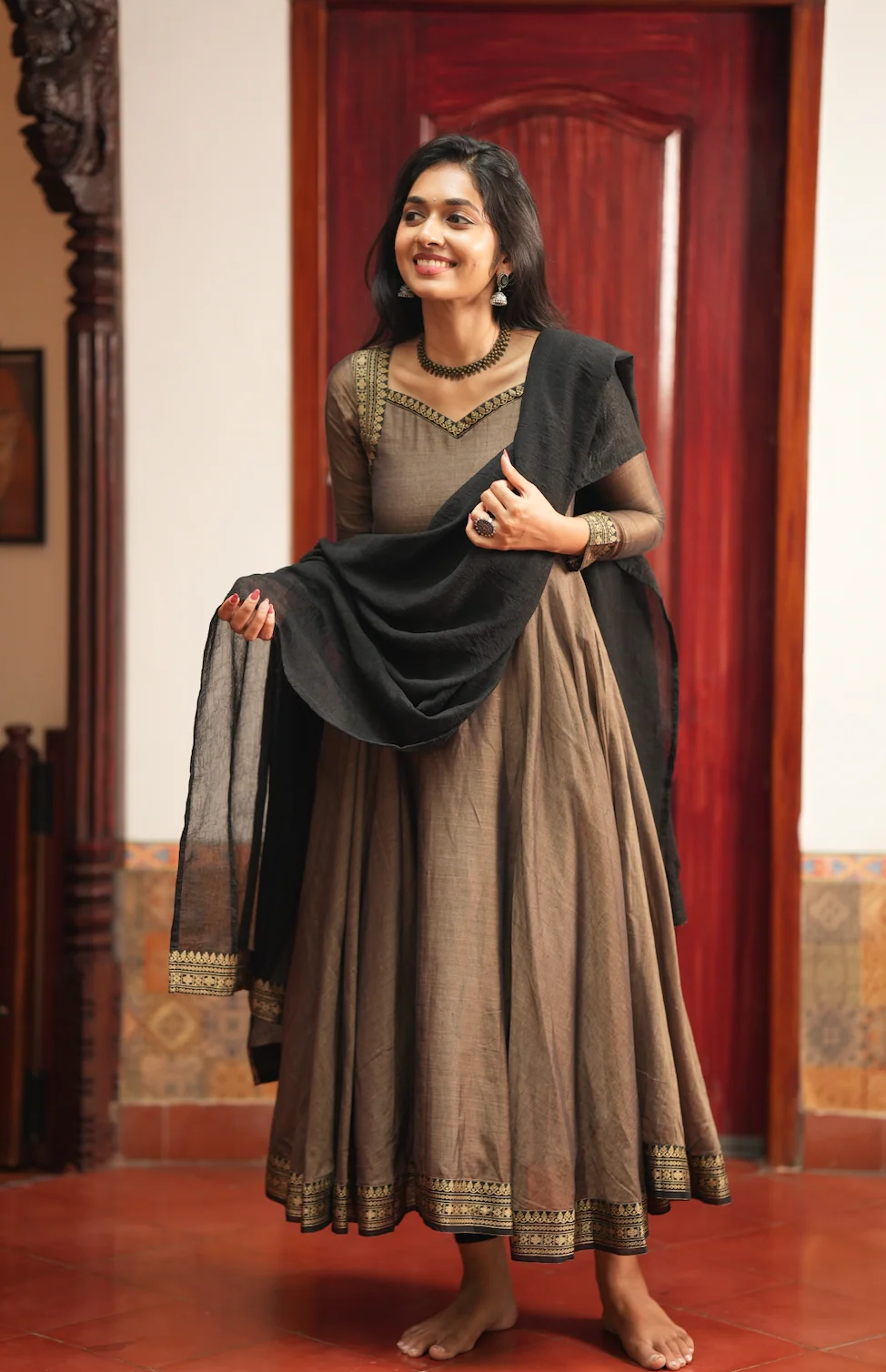 Rukmini-(grey)-VC DIWALI 25 - Image 8