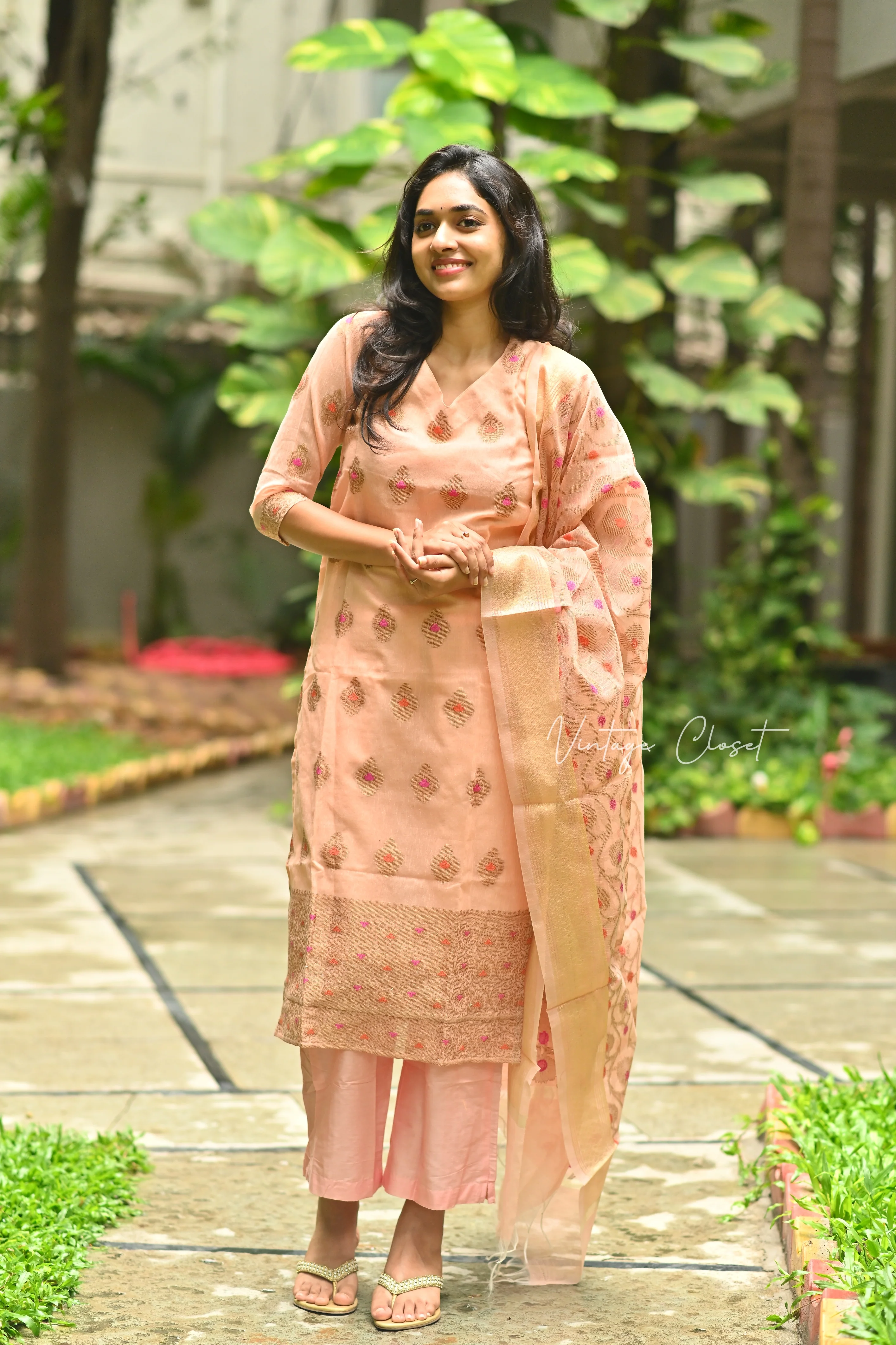 Saindhavi - Image 11