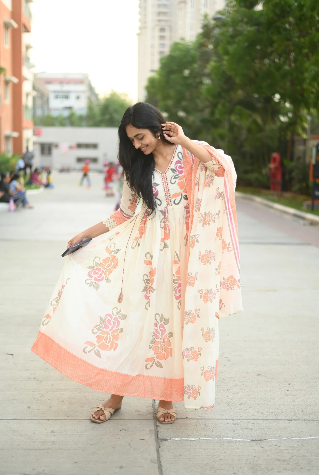 SHALINI 🩷 - Image 4
