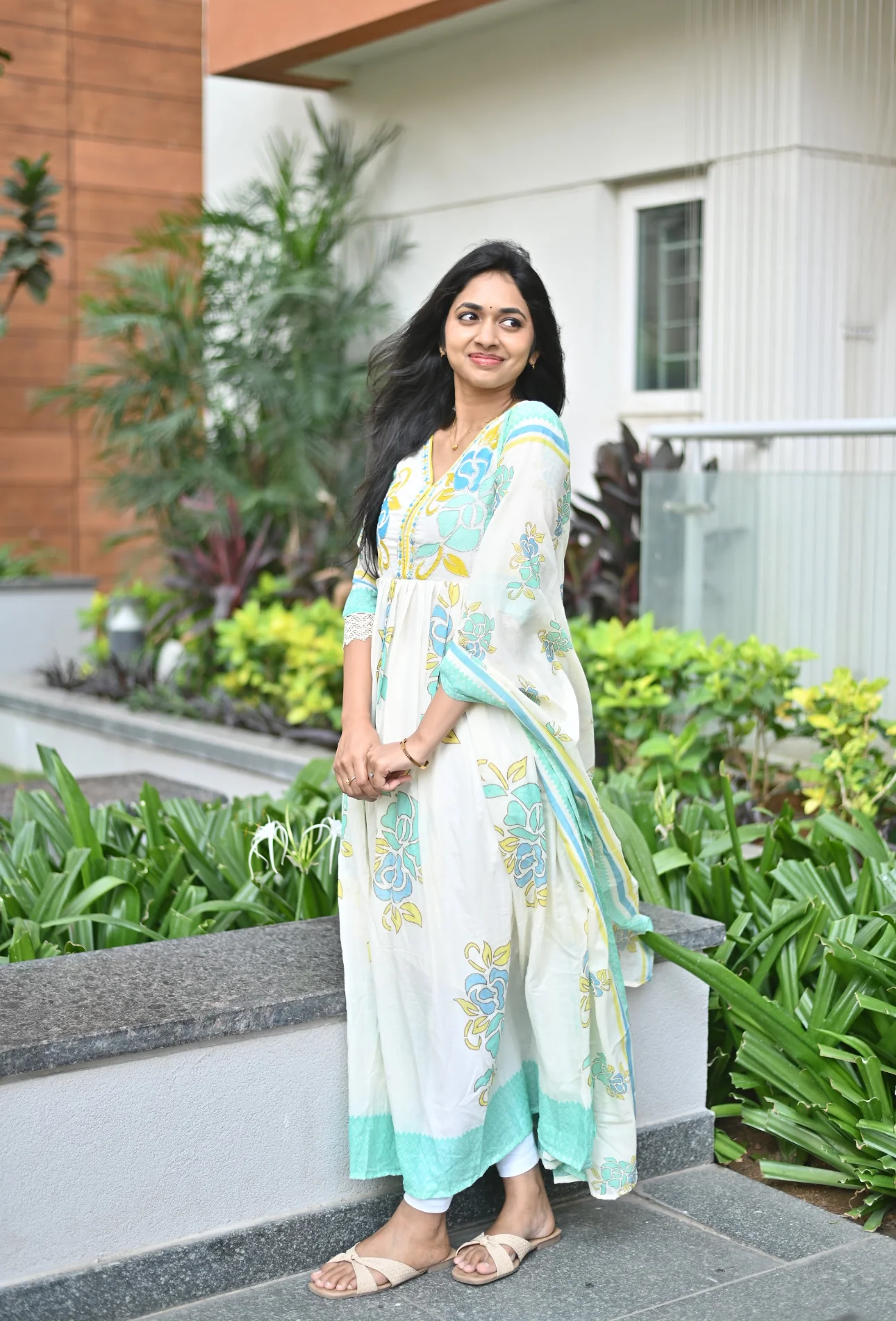 SHALINI 🩵 - Image 4