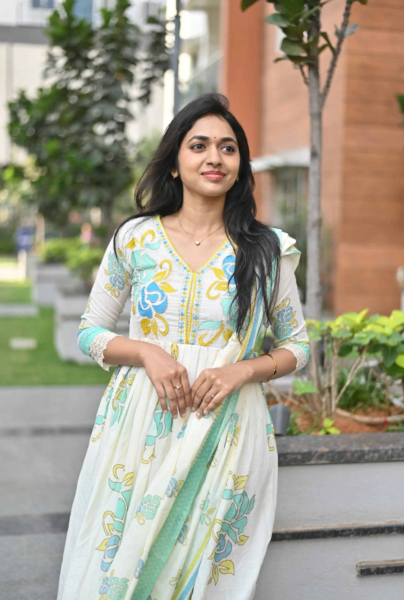 SHALINI 🩵 - Image 8