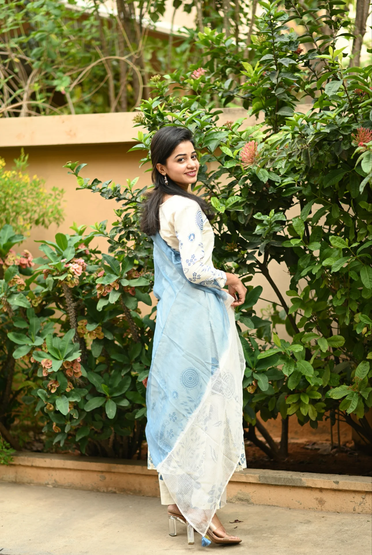 Shravya-Vanasingaram - Image 6