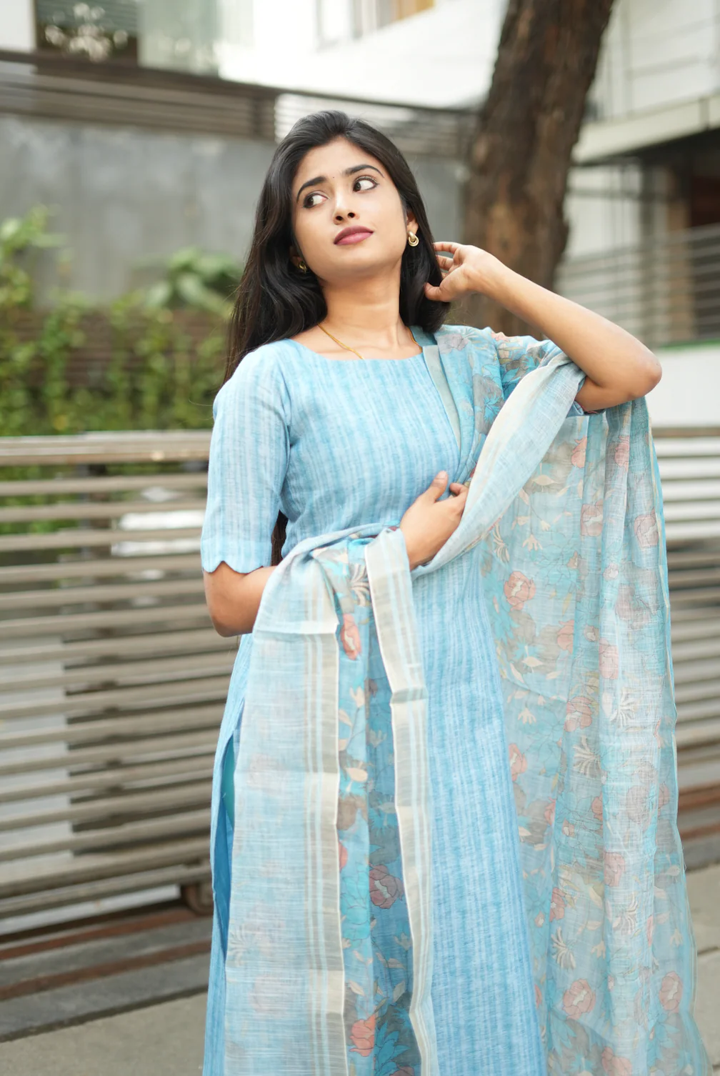 SHREYA-Linen blue - Image 5