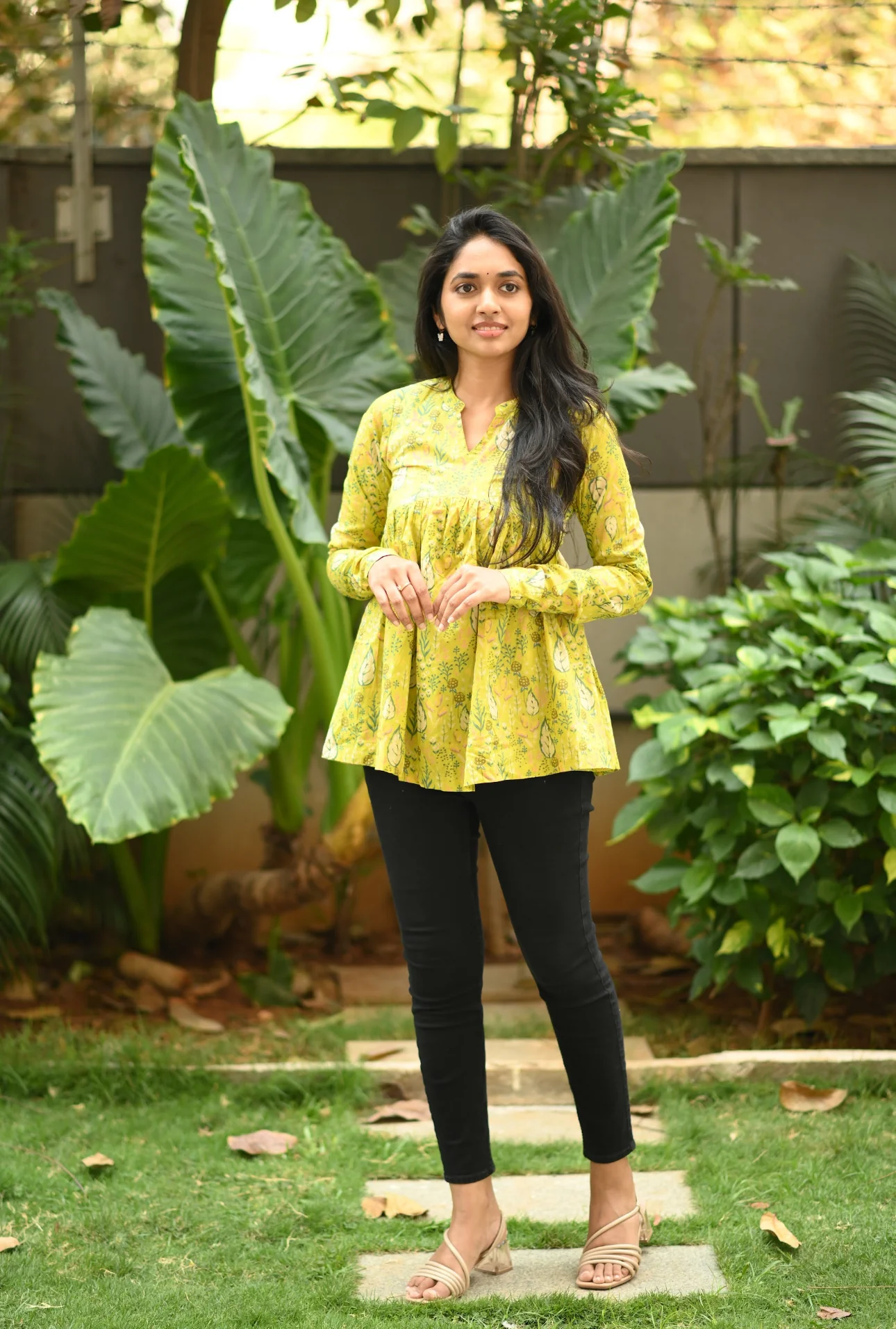 Shruthi-V