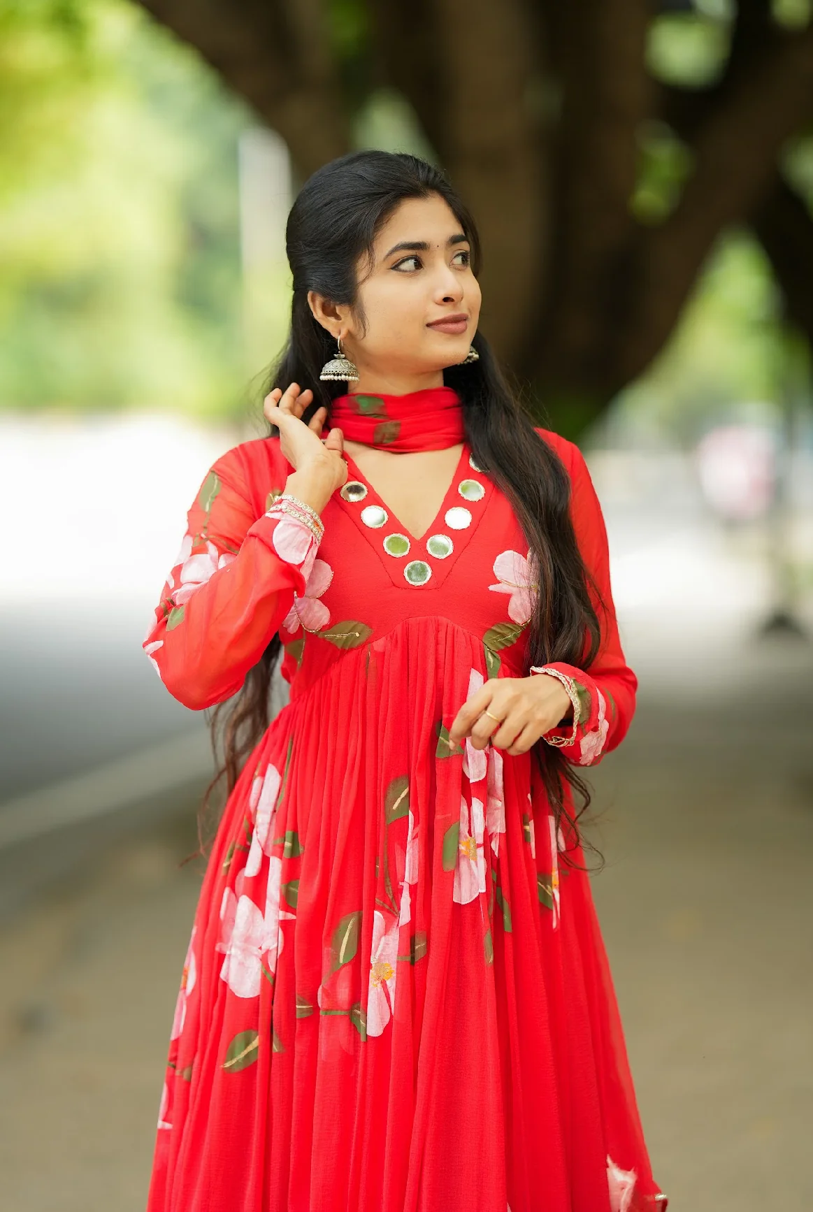TAMARA-Red - Image 4