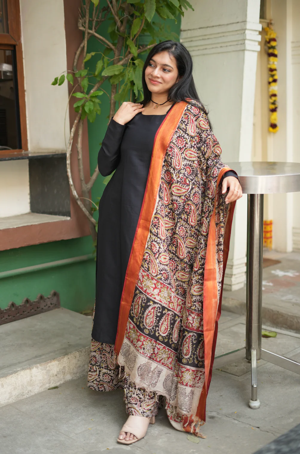 Tanya - Black - Image 6