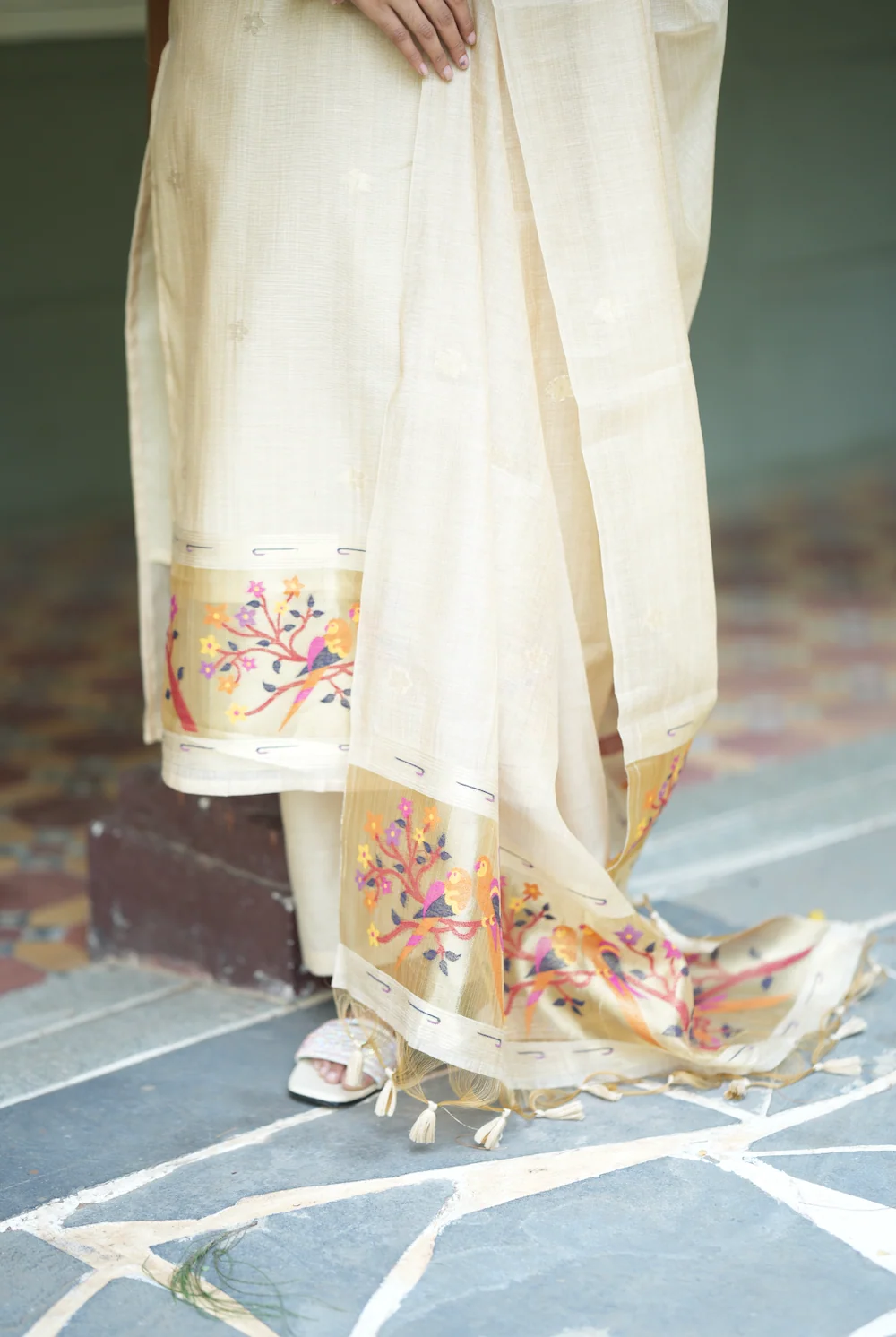 Tissue ivory handloom suit-VC001 - Image 5